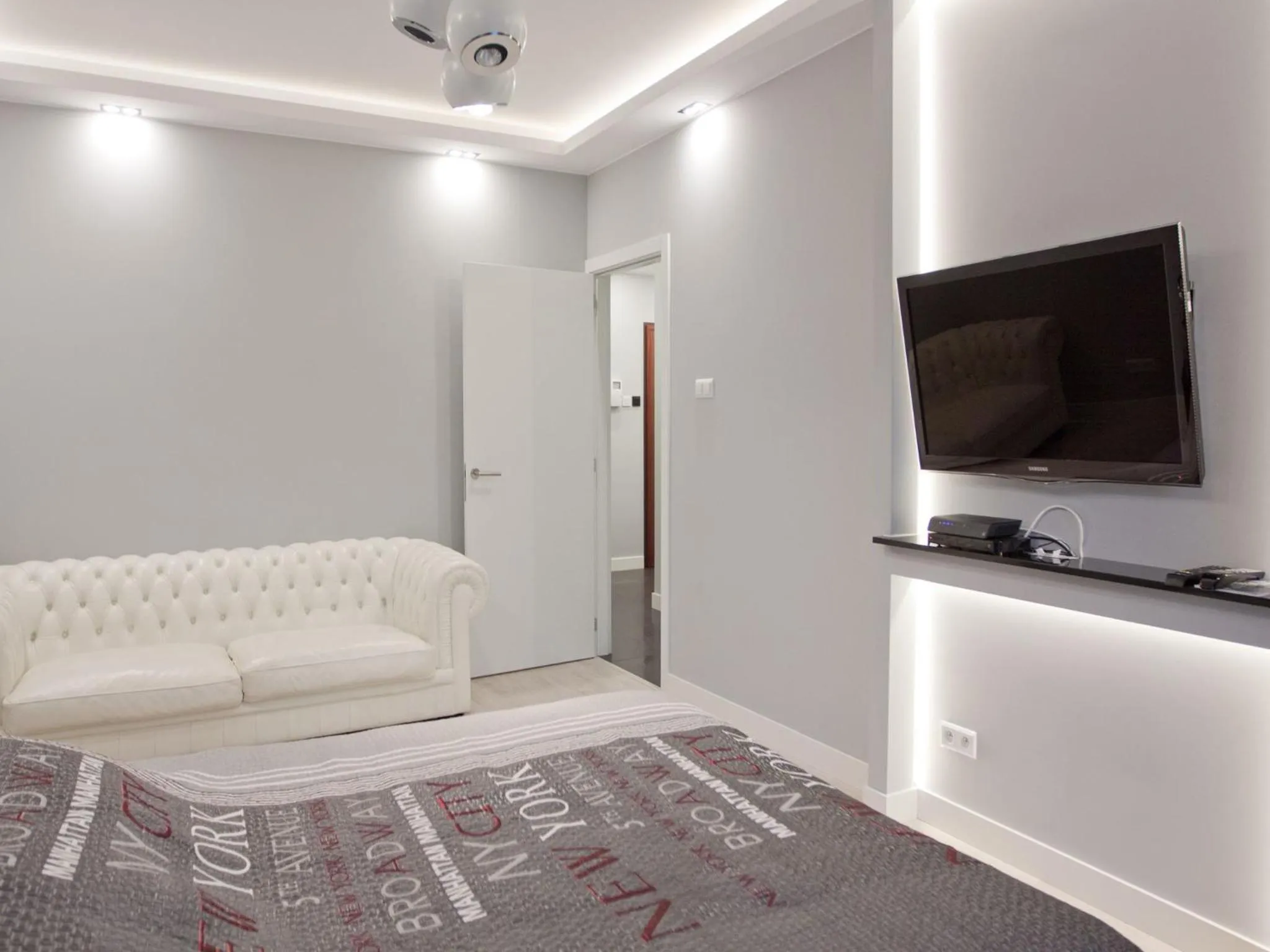 Photo of the whole room in Platinum Towers Country 2 Country