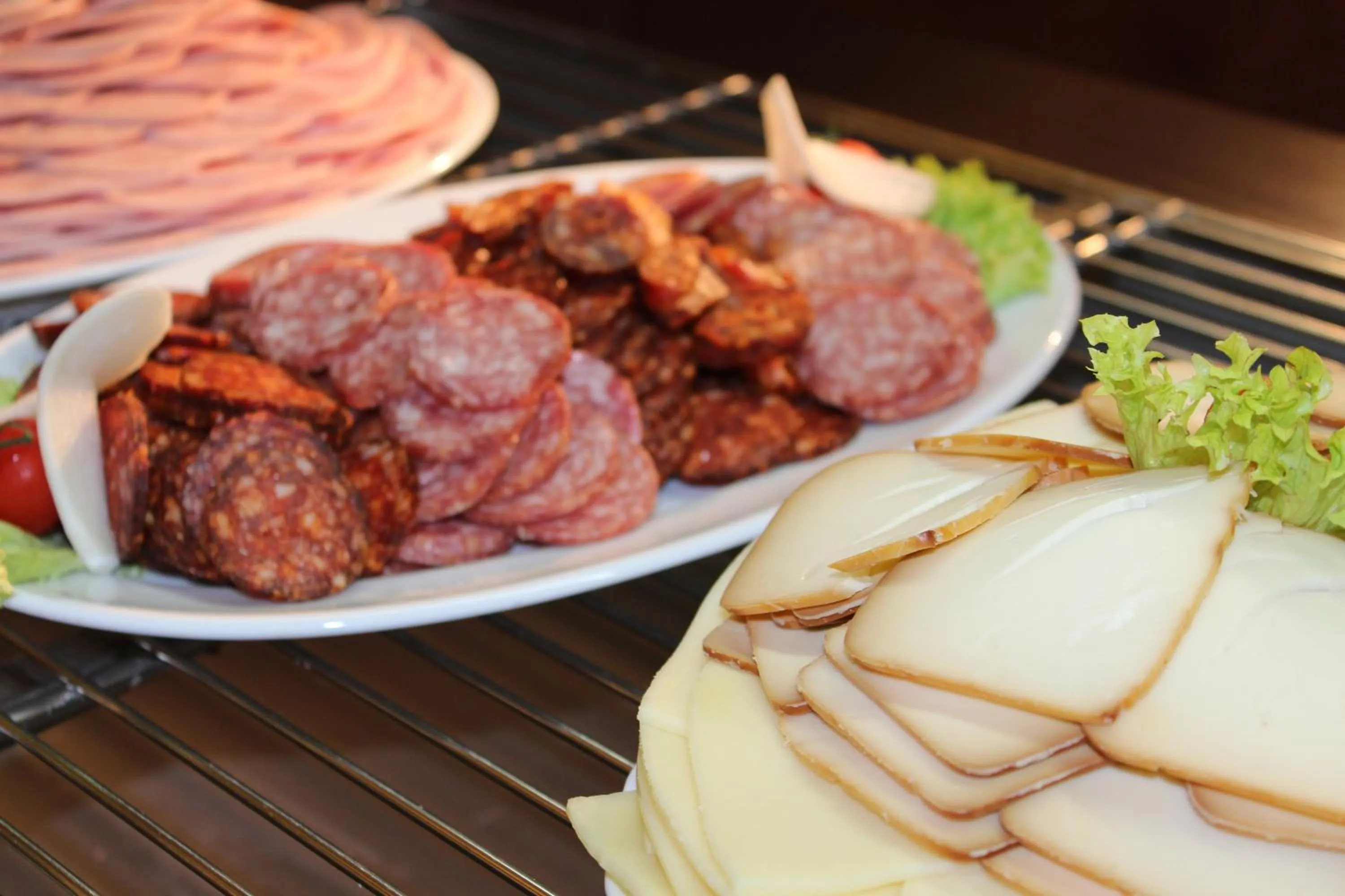 Buffet breakfast in Mátyás Király Gyógy- és Wellness Hotel