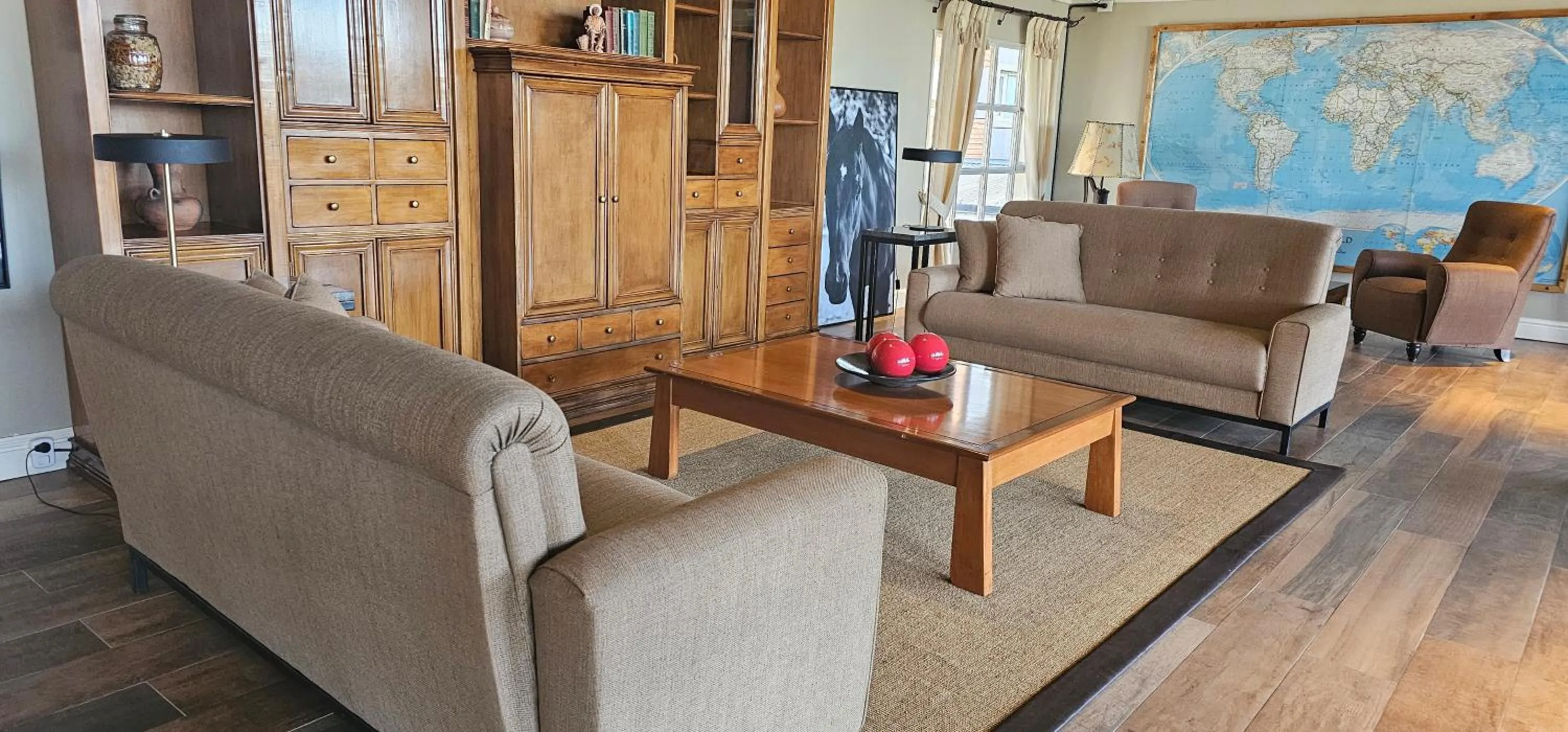 Lobby or reception in Hotel Quijote