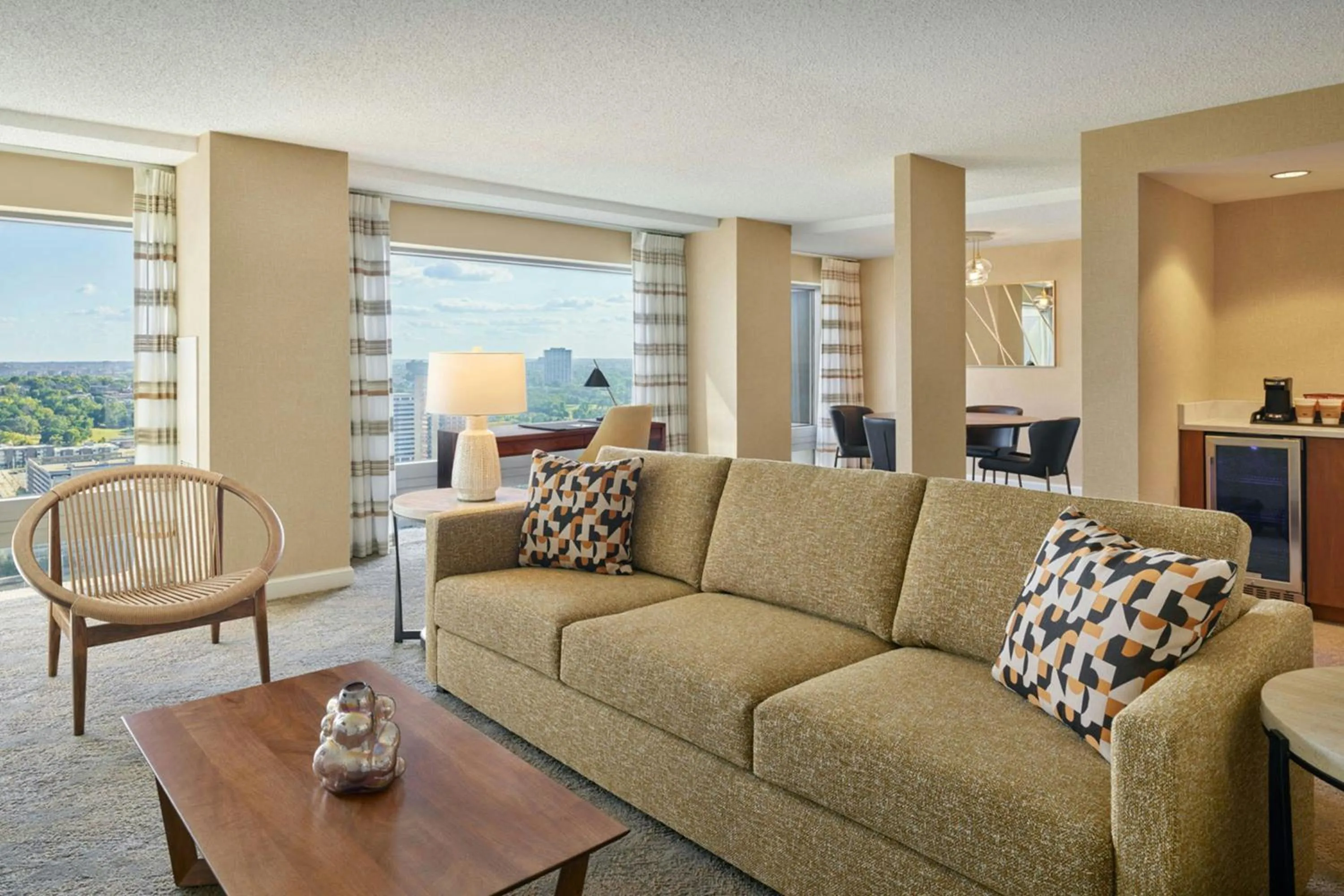 Photo of the whole room in Sheraton Kansas City Hotel at Crown Center