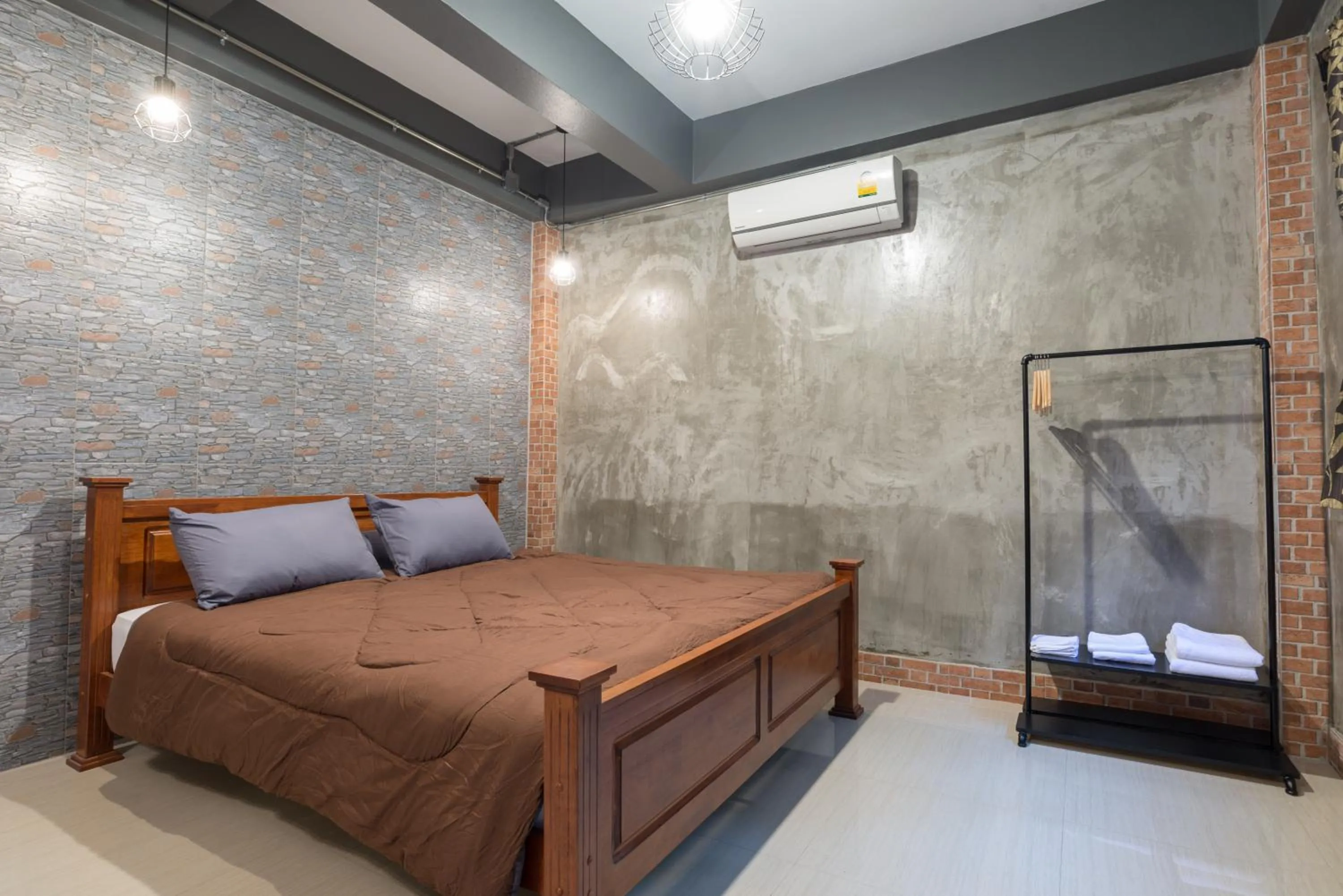 Bed in Sawatdee Guesthouse the Original