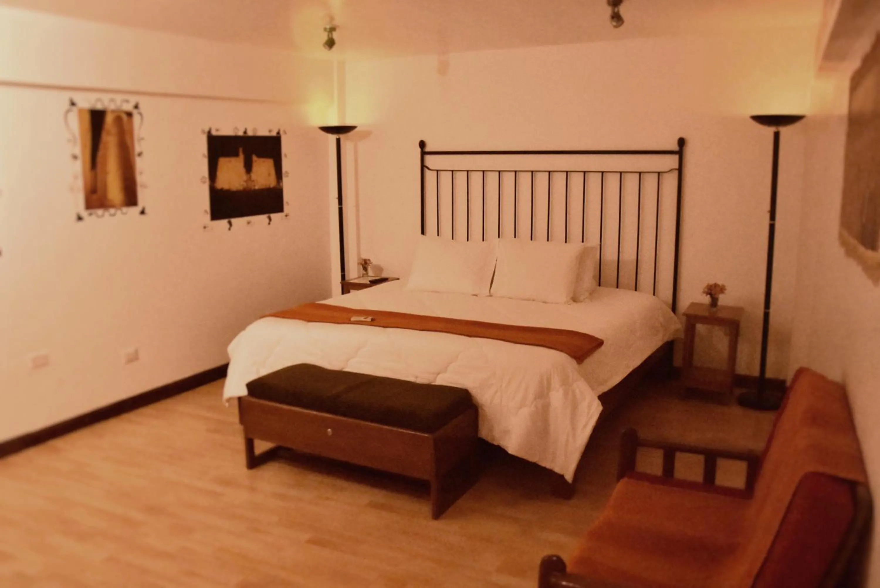 Bed in Los Aticos B&B with Coworking