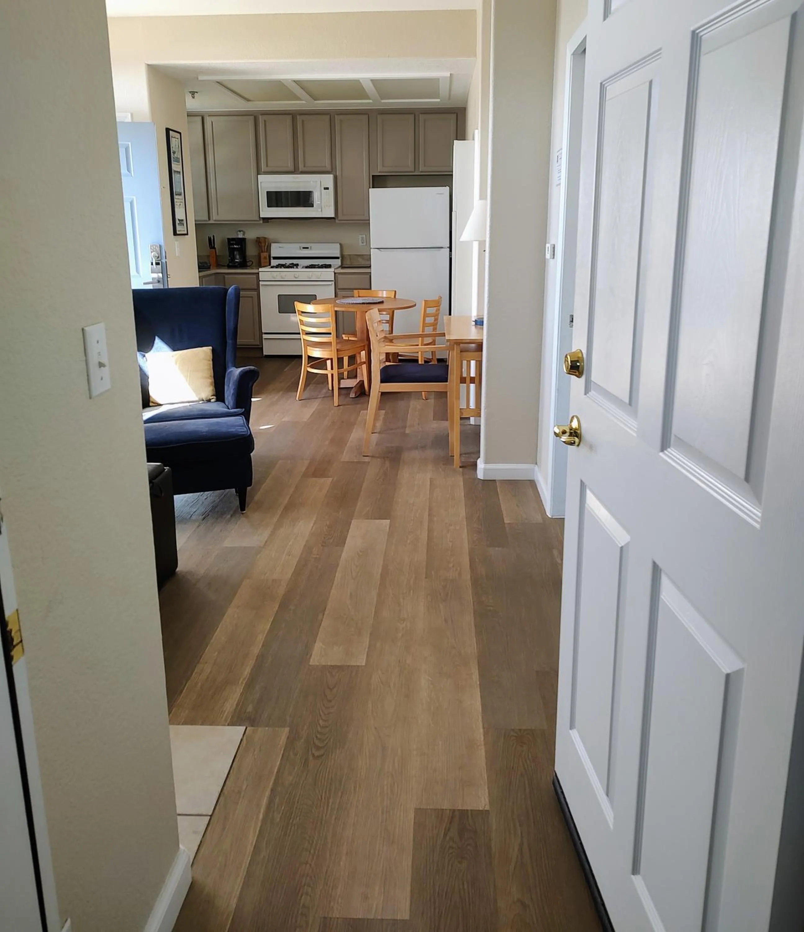 Kitchen or kitchenette in Pacific Plaza Resort