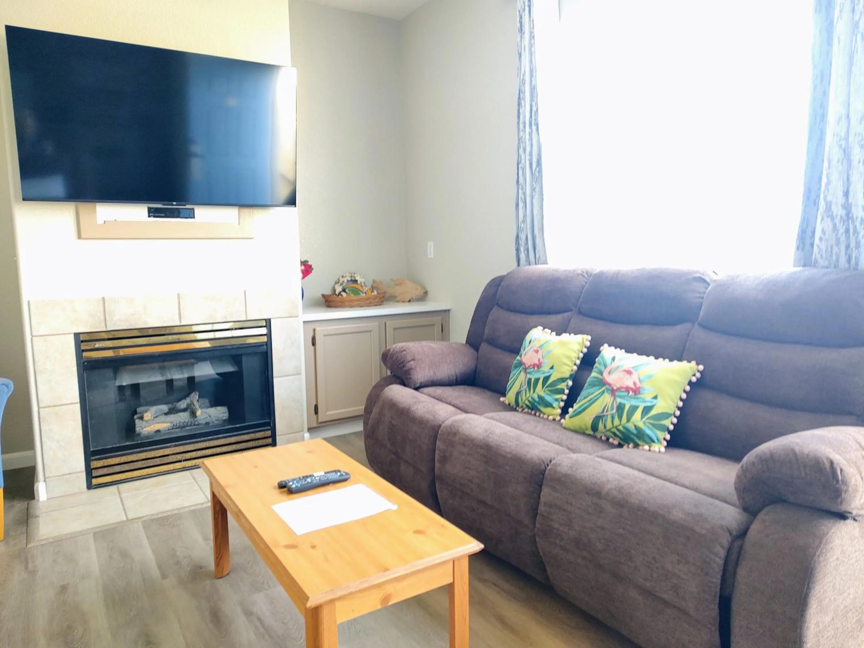 Living room in Pacific Plaza Resort