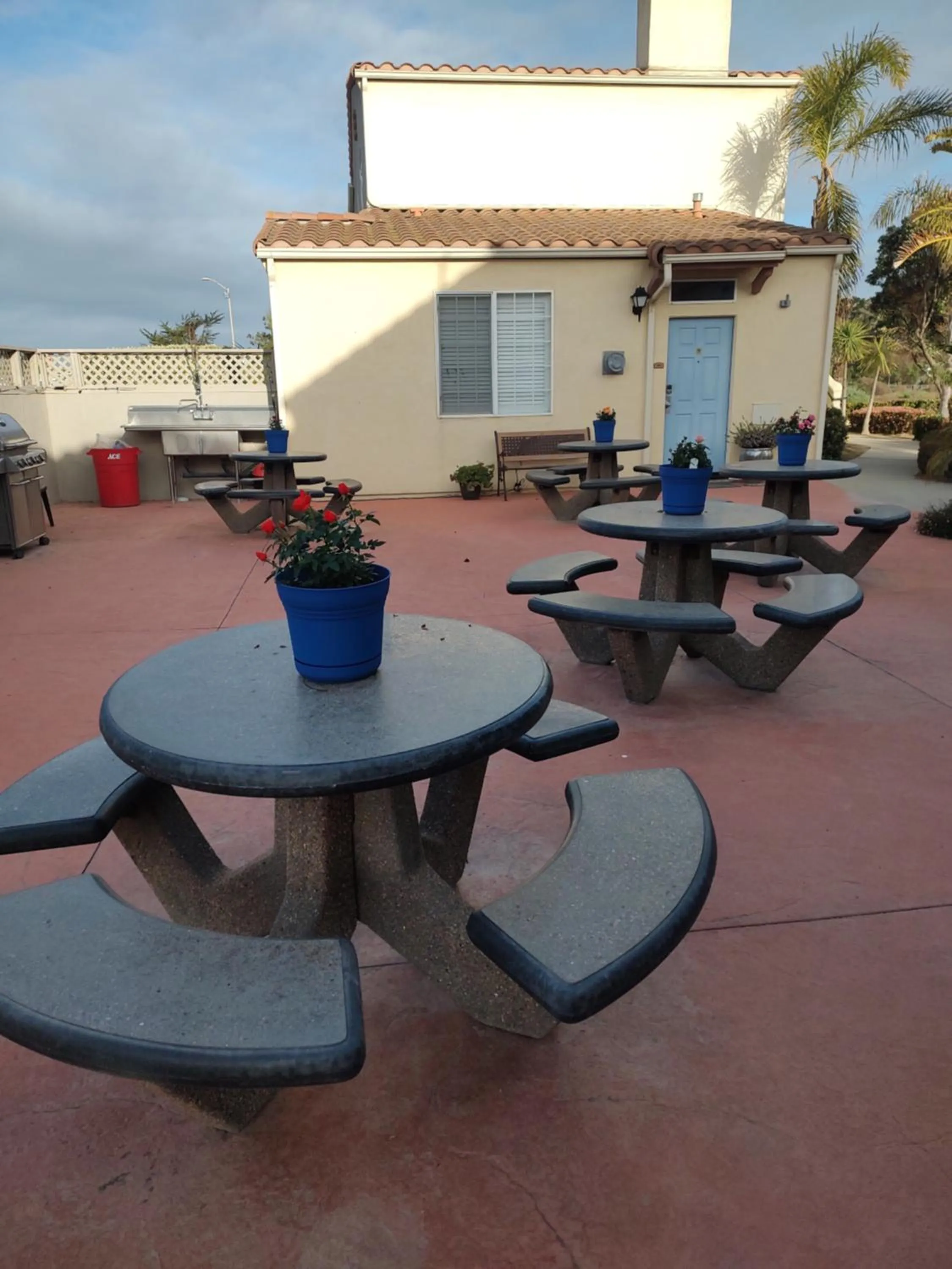 BBQ facilities in Pacific Plaza Resort