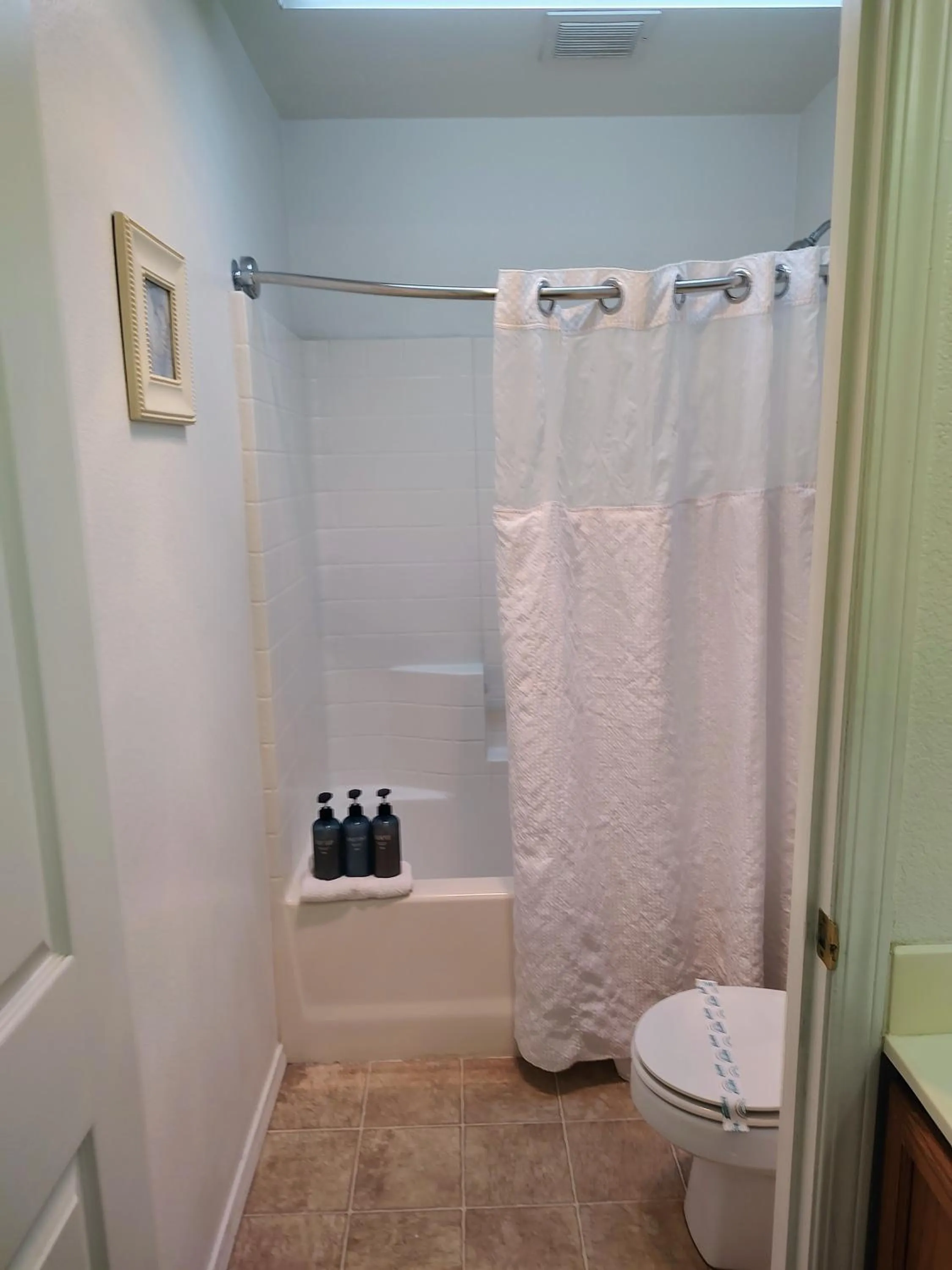 Shower in Pacific Plaza Resort