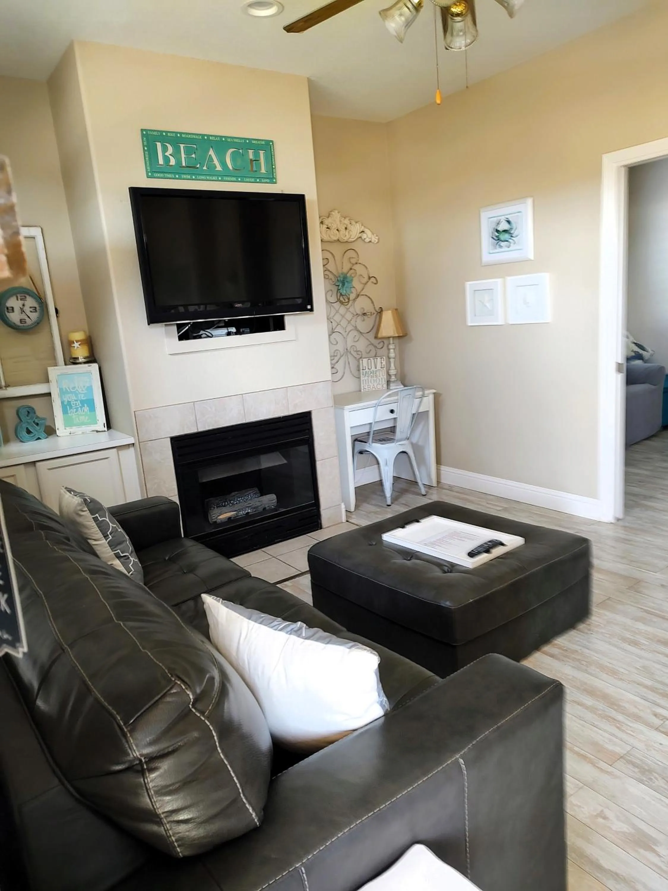 Living room in Pacific Plaza Resort