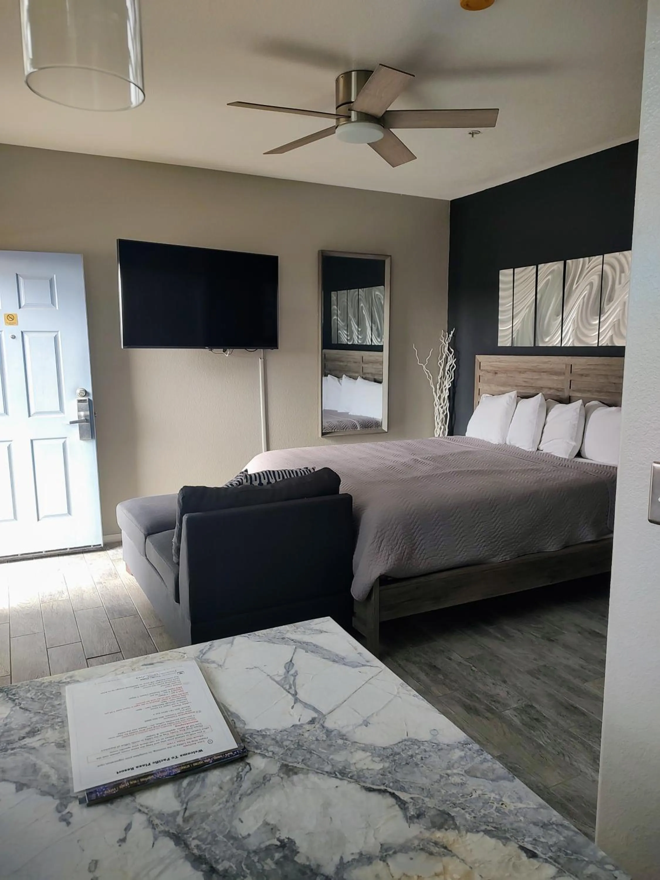 Bed in Pacific Plaza Resort