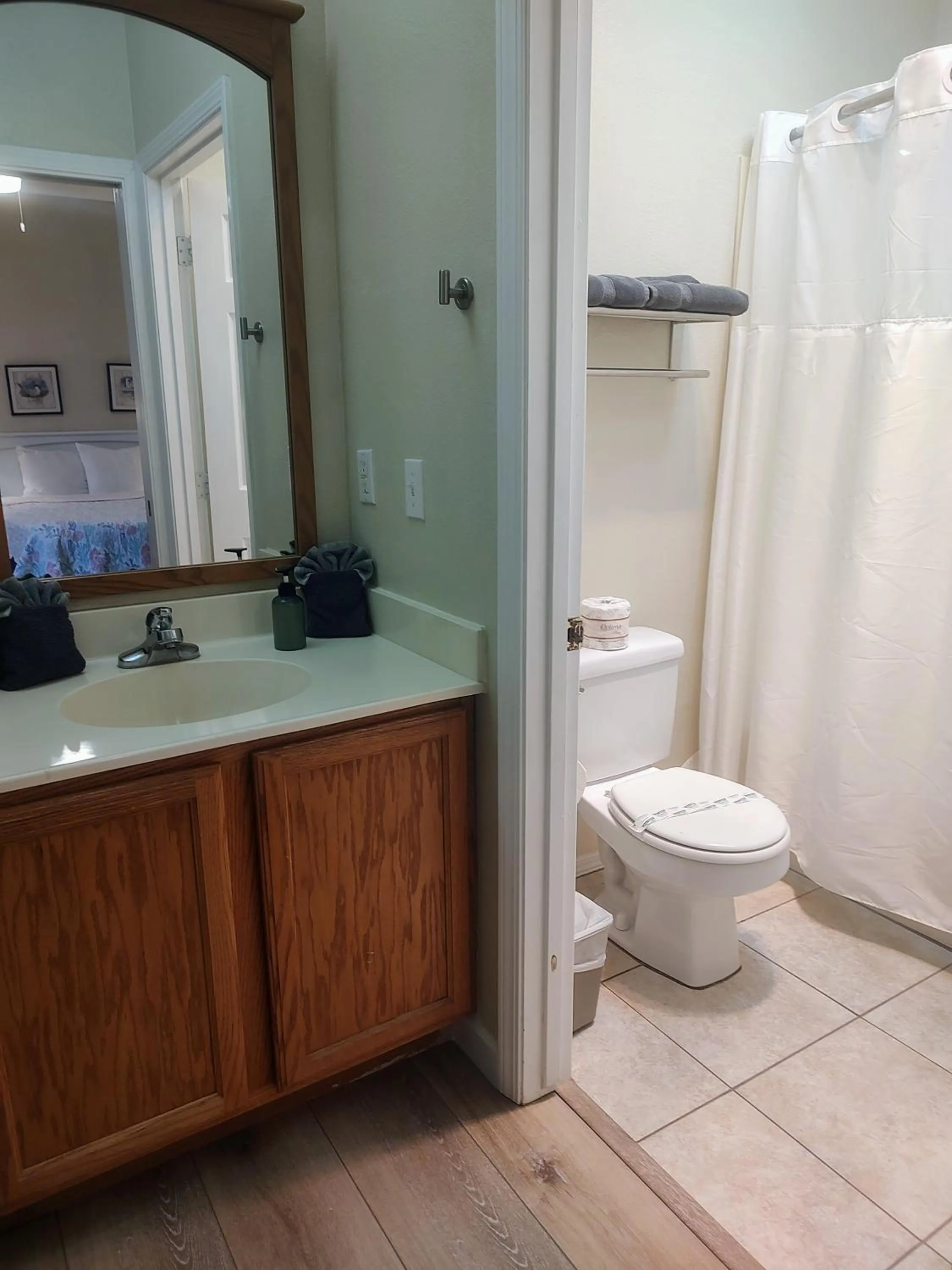 Shower in Pacific Plaza Resort