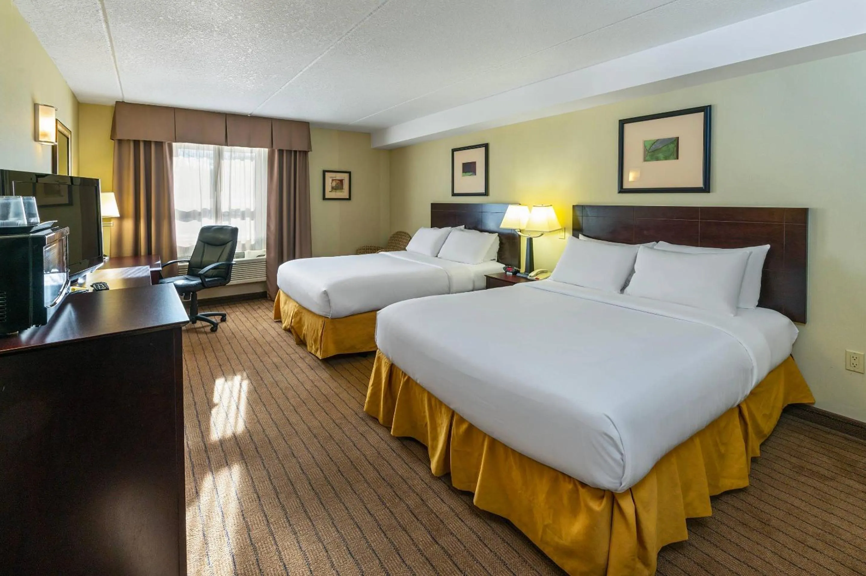 Bedroom in Comfort Inn & Suites