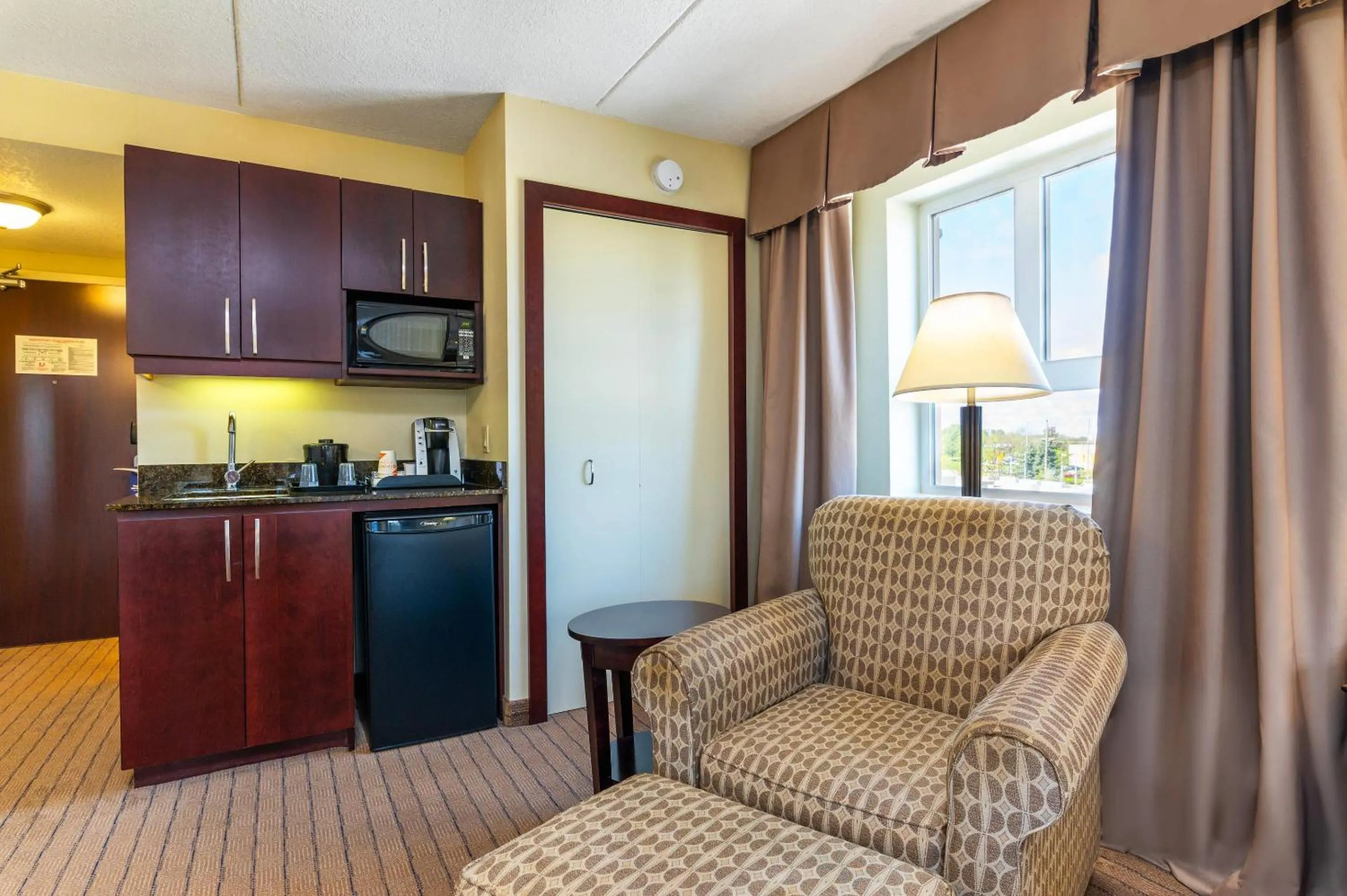 Bedroom in Comfort Inn & Suites