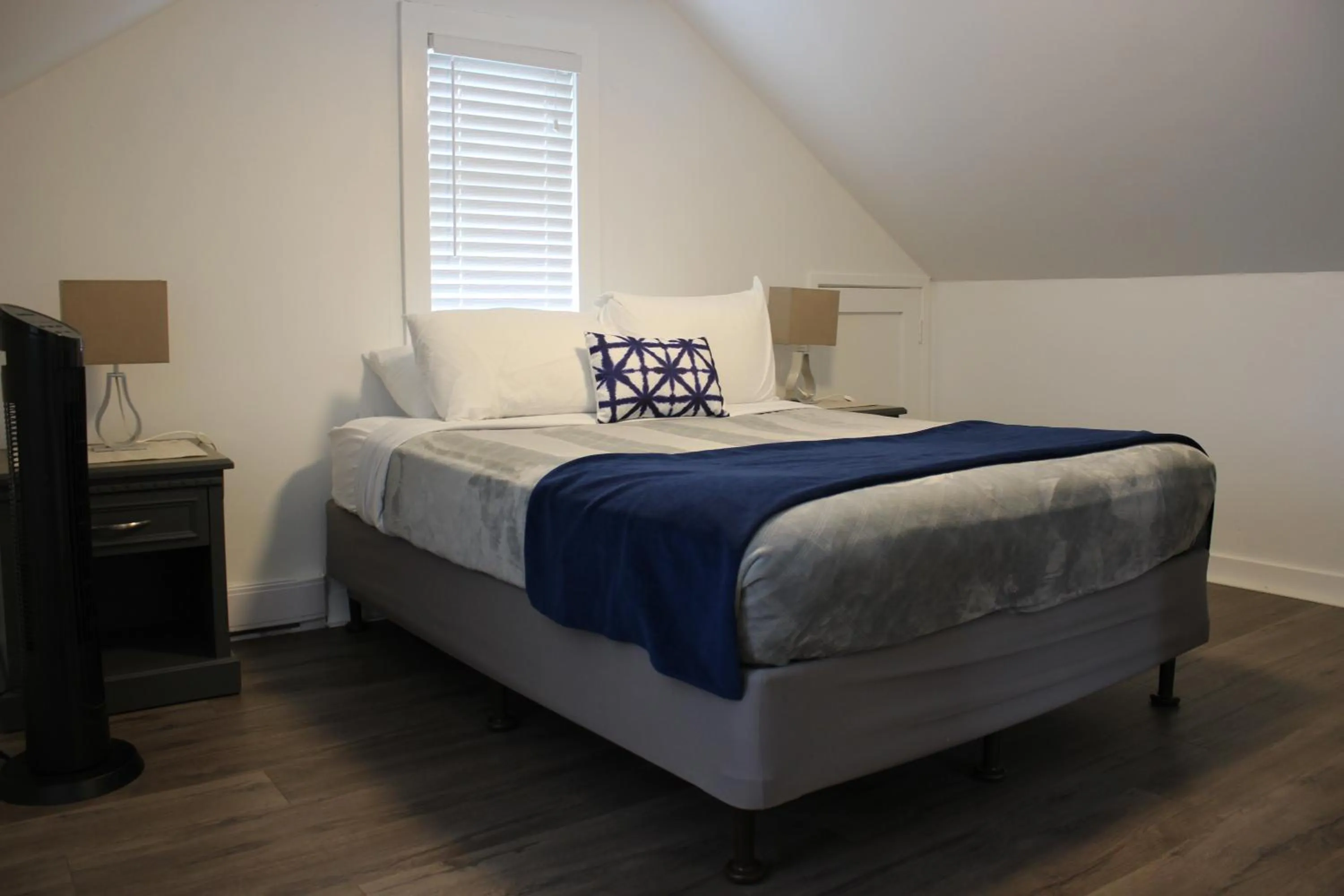 Bed in Riverside Resort & RV Park