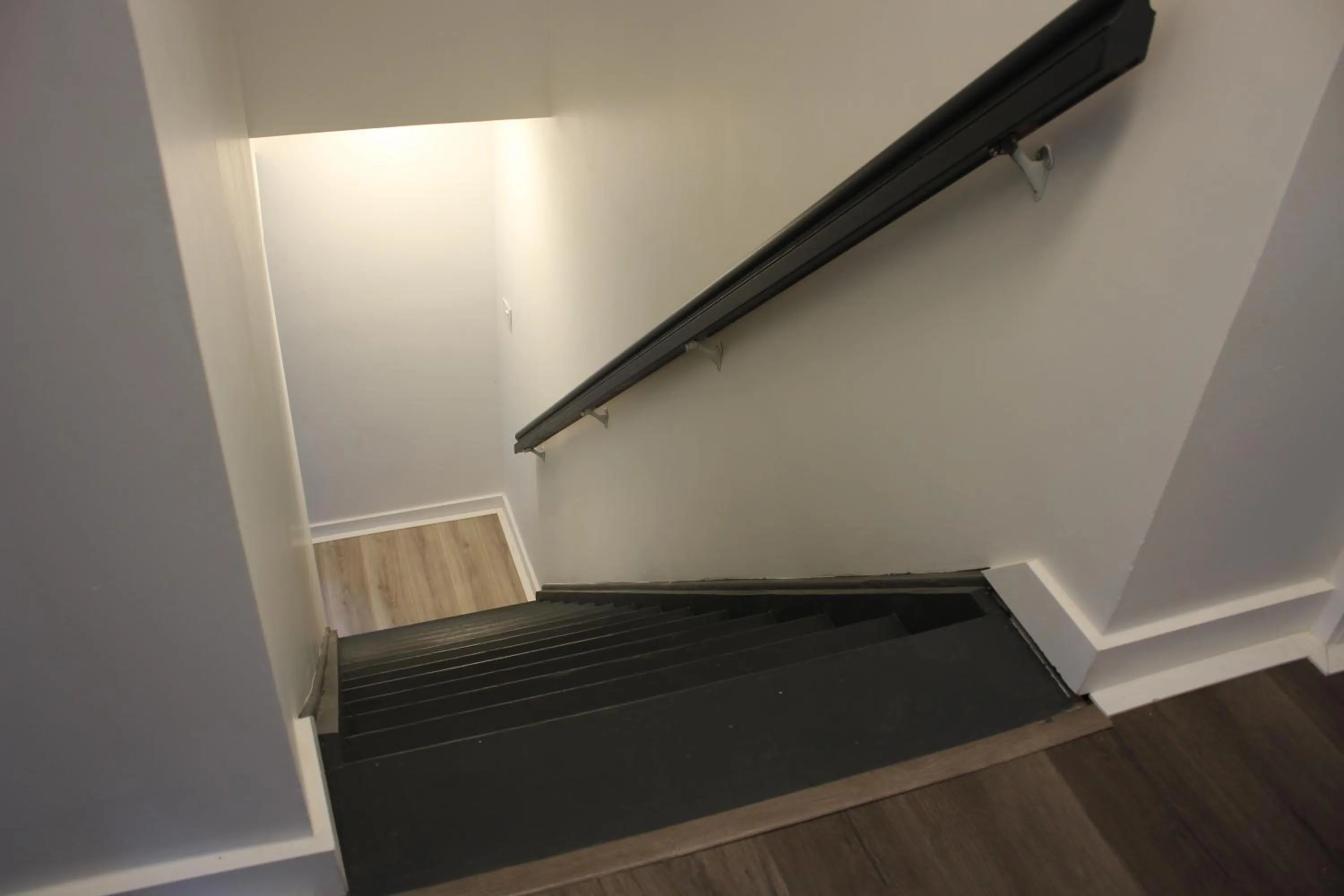 Property building in Riverside Resort & RV Park