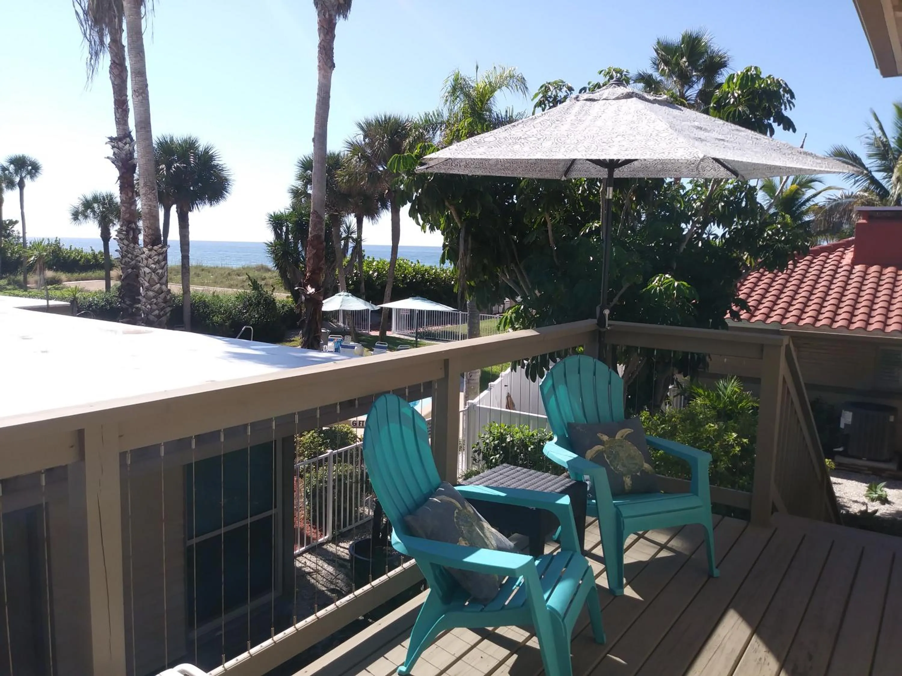 Patio in Turtle Crawl Inn - Longboat Key