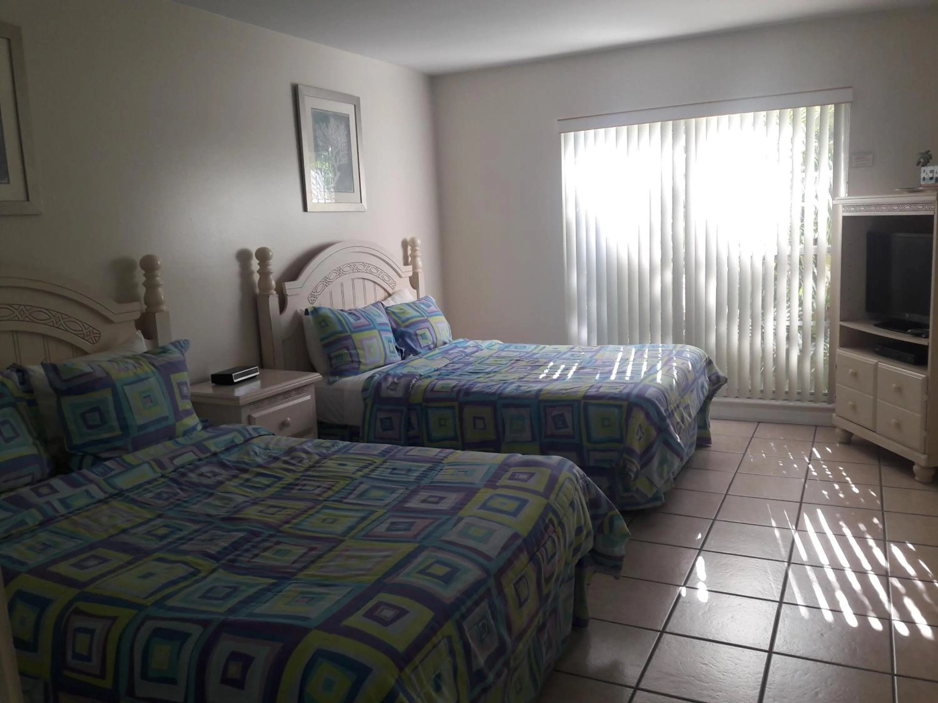 Bedroom in Turtle Crawl Inn - Longboat Key