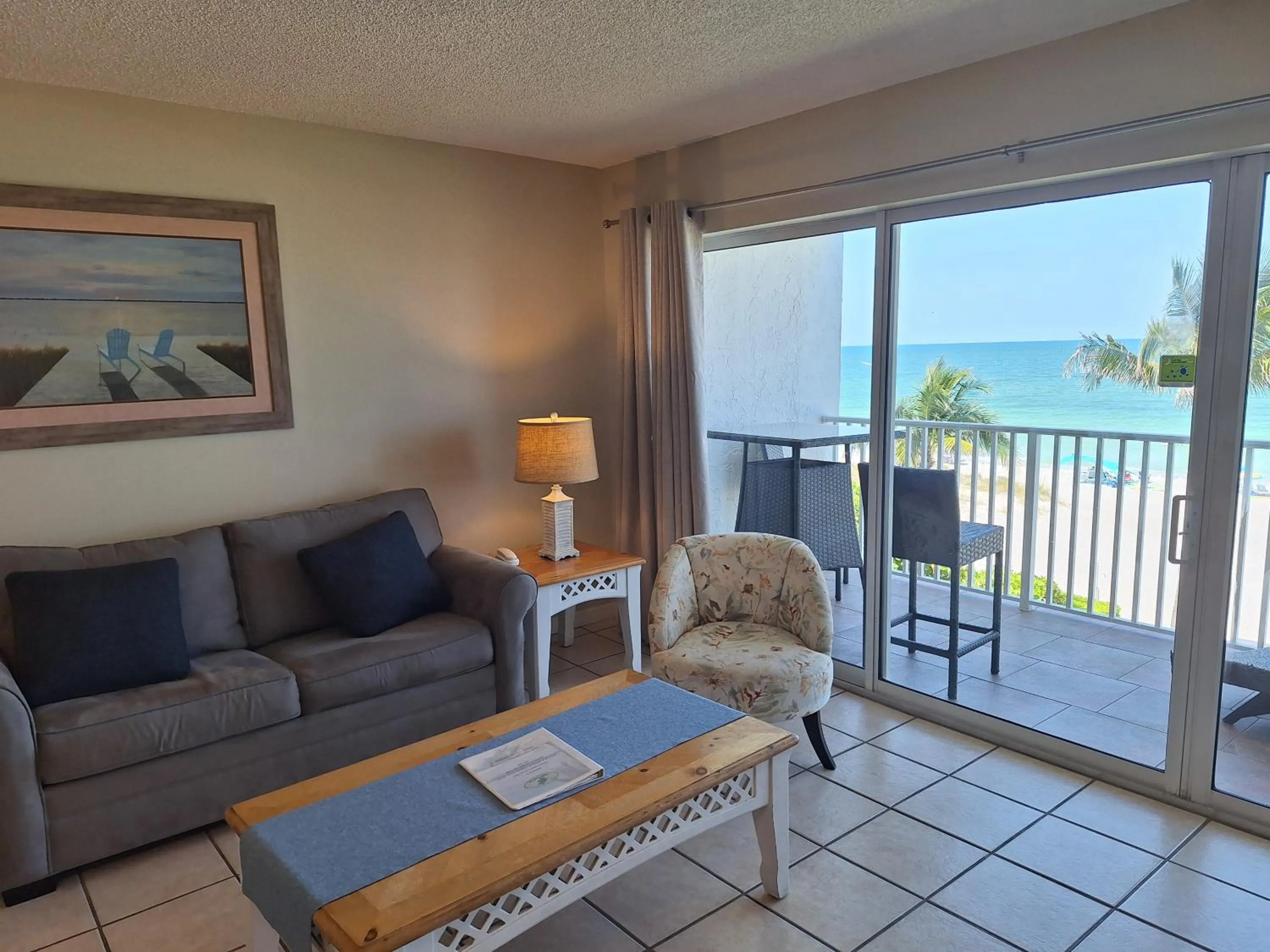 Patio in Turtle Crawl Inn - Longboat Key