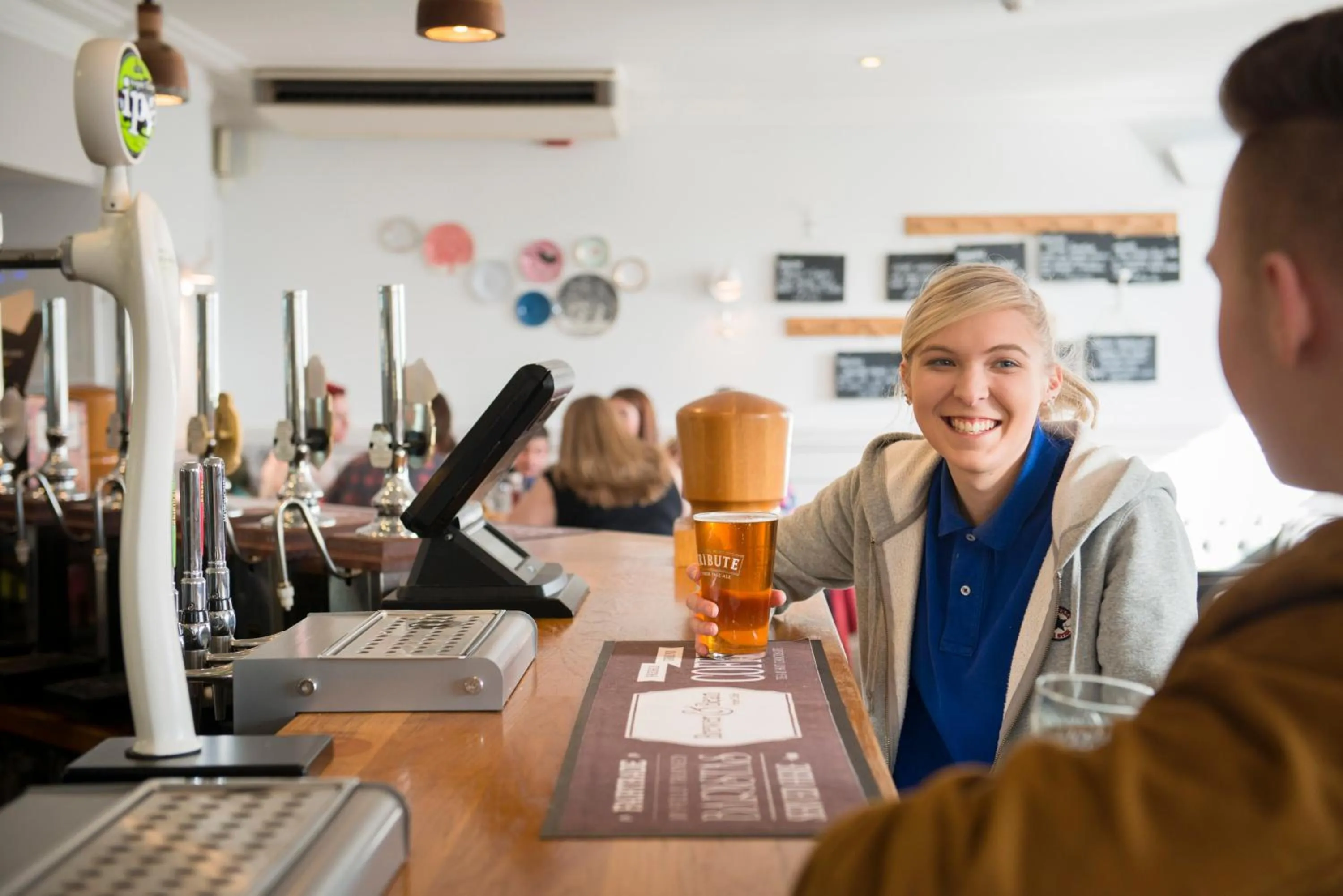 Food and drinks in Rashleigh Arms