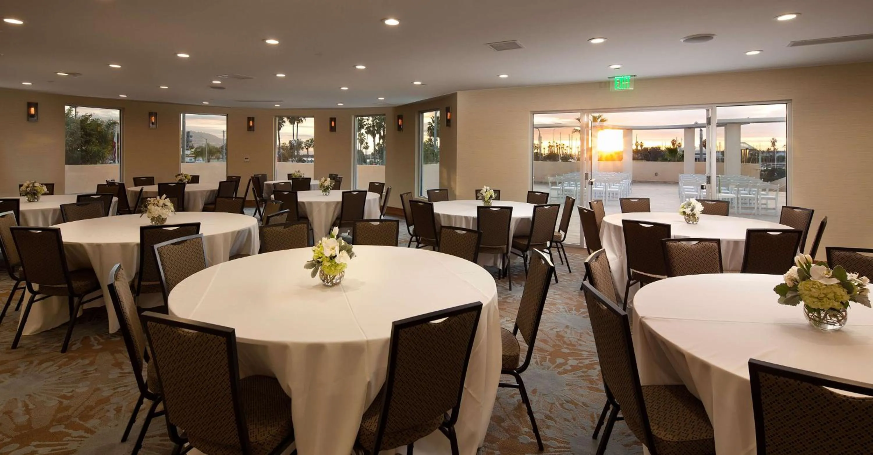 Meeting/conference room in Redondo Beach Hotel, Tapestry Collection by Hilton