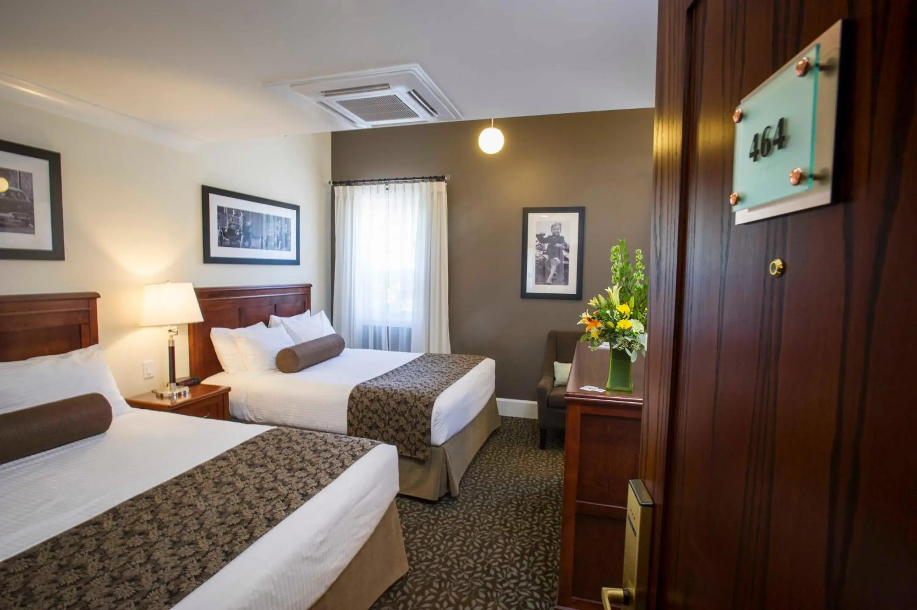 Quadruple Room in Hume Hotel & Spa Quadruple Room in Hume Hotel & Spa