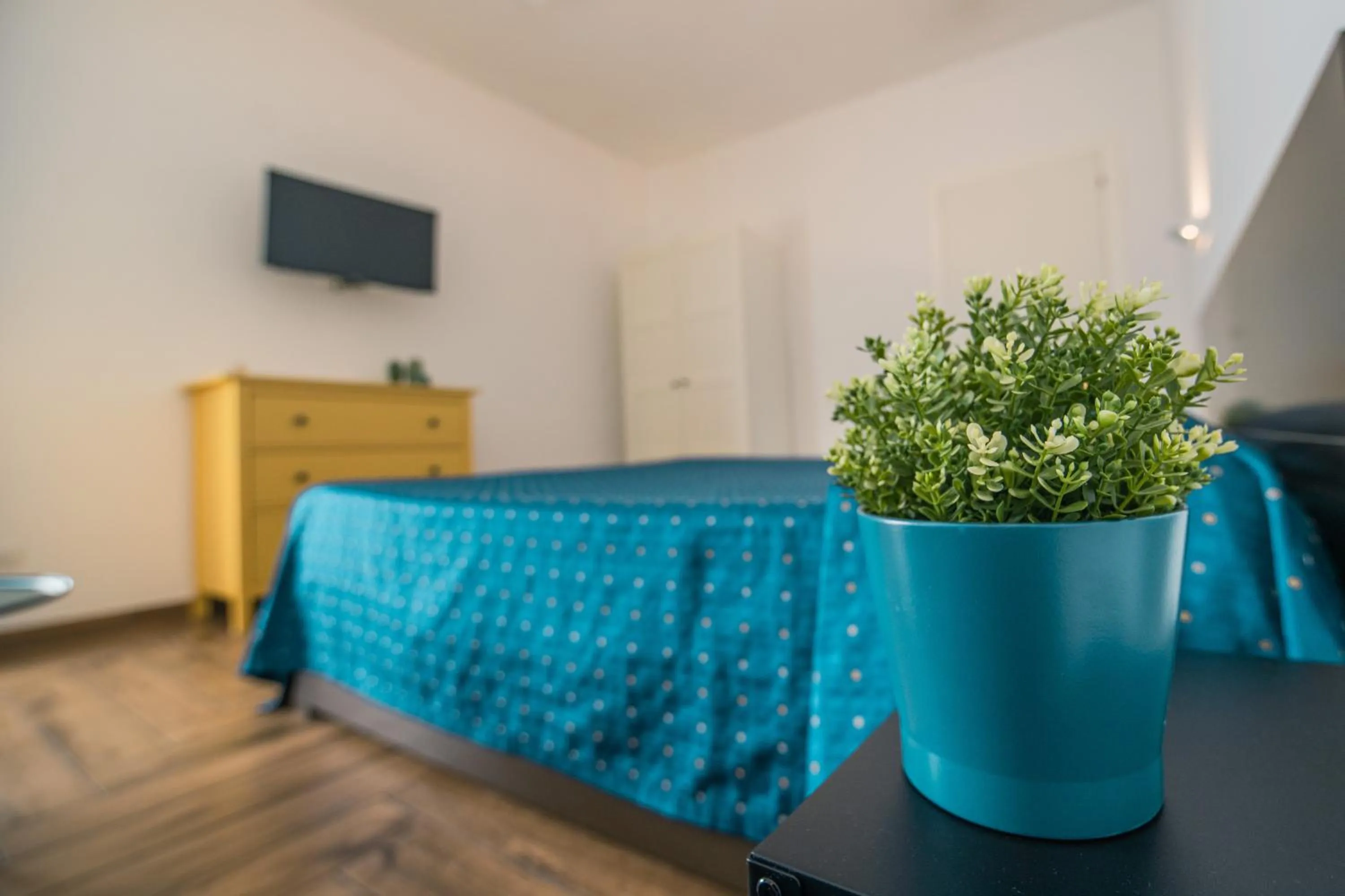 Decorative detail in HUB FERROVIARIO - 12 Posti Letto per il Tuo Gruppo a Napoli con Wifi e Netflix