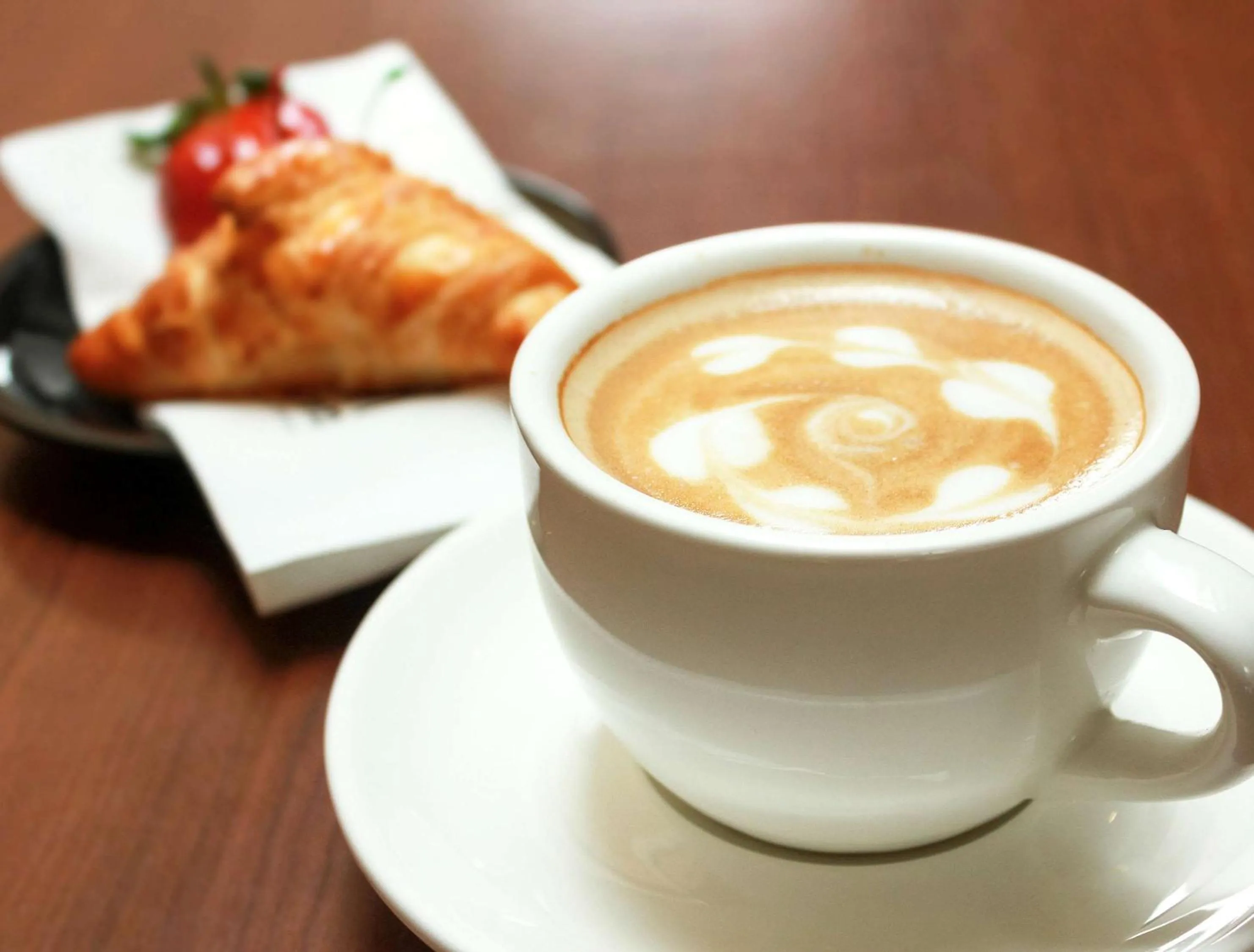 Restaurant/places to eat in Ibis Bandung Trans Studio