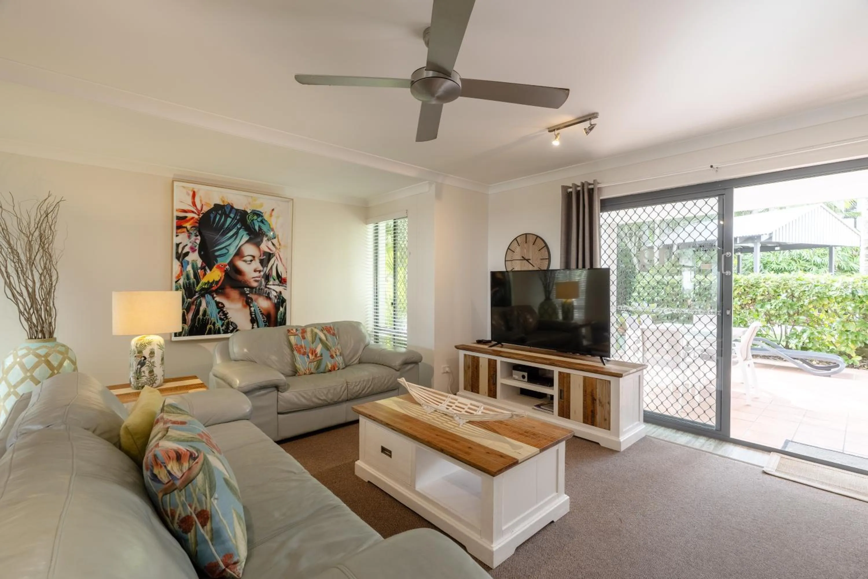 Living room in Outrigger Bay