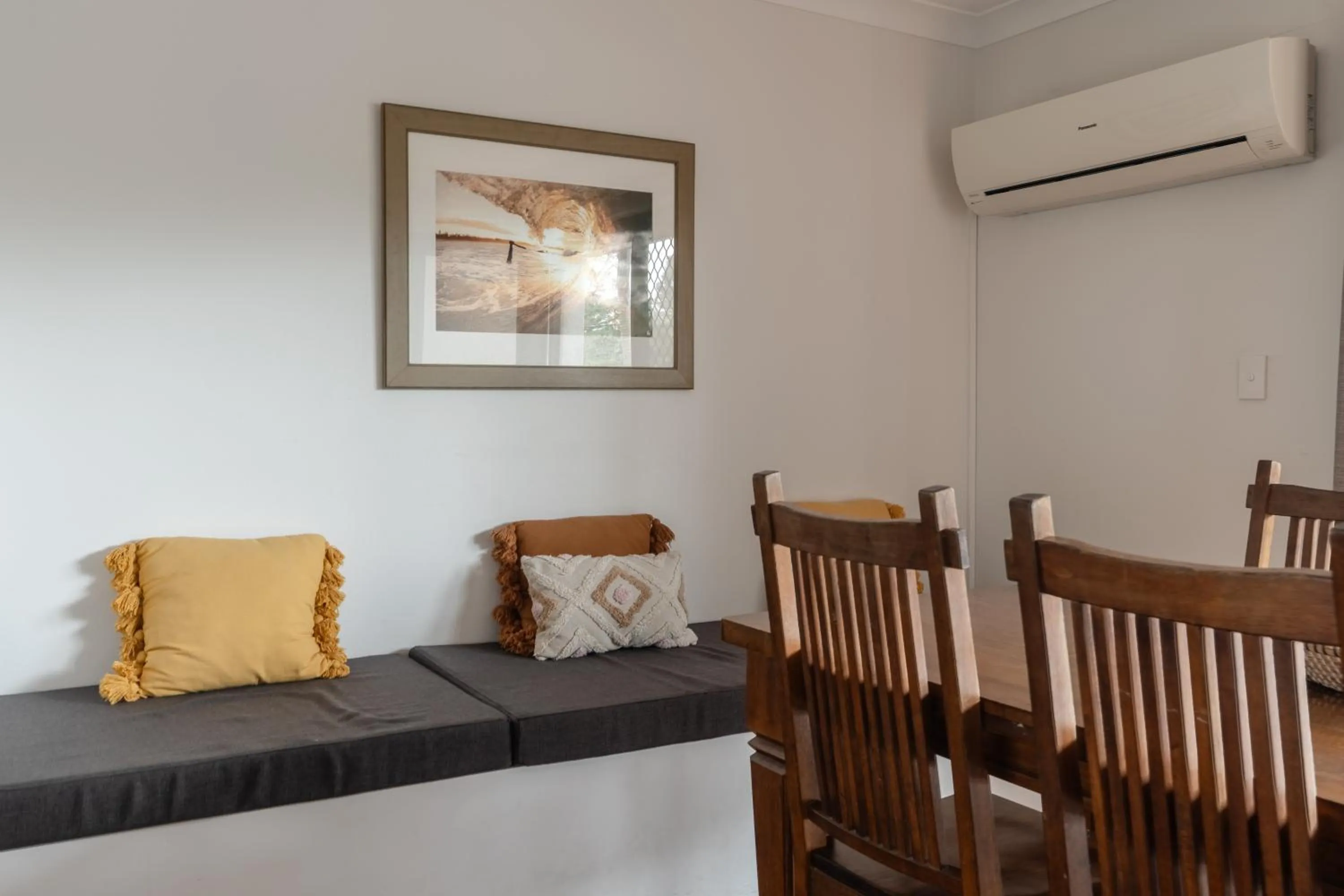 Dining area in Outrigger Bay