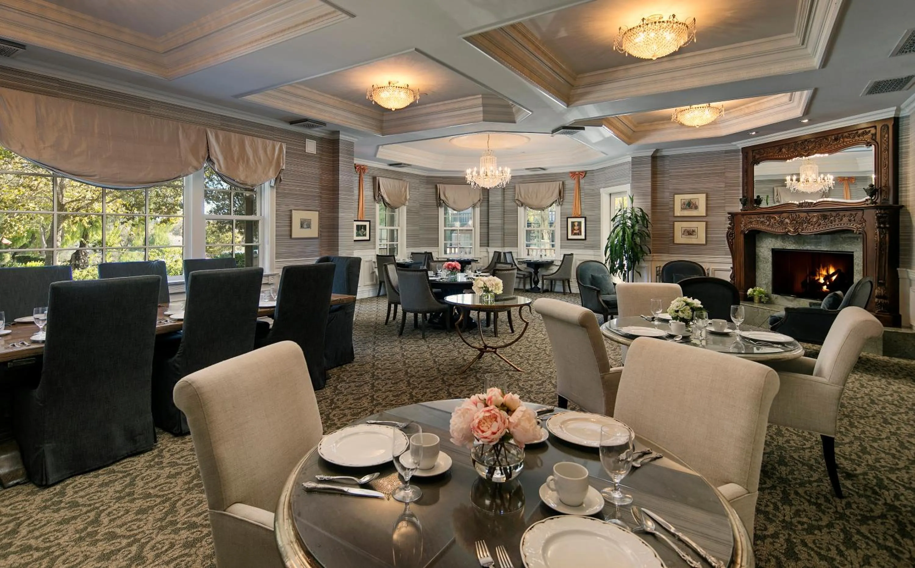 Restaurant/places to eat in The Genevieve