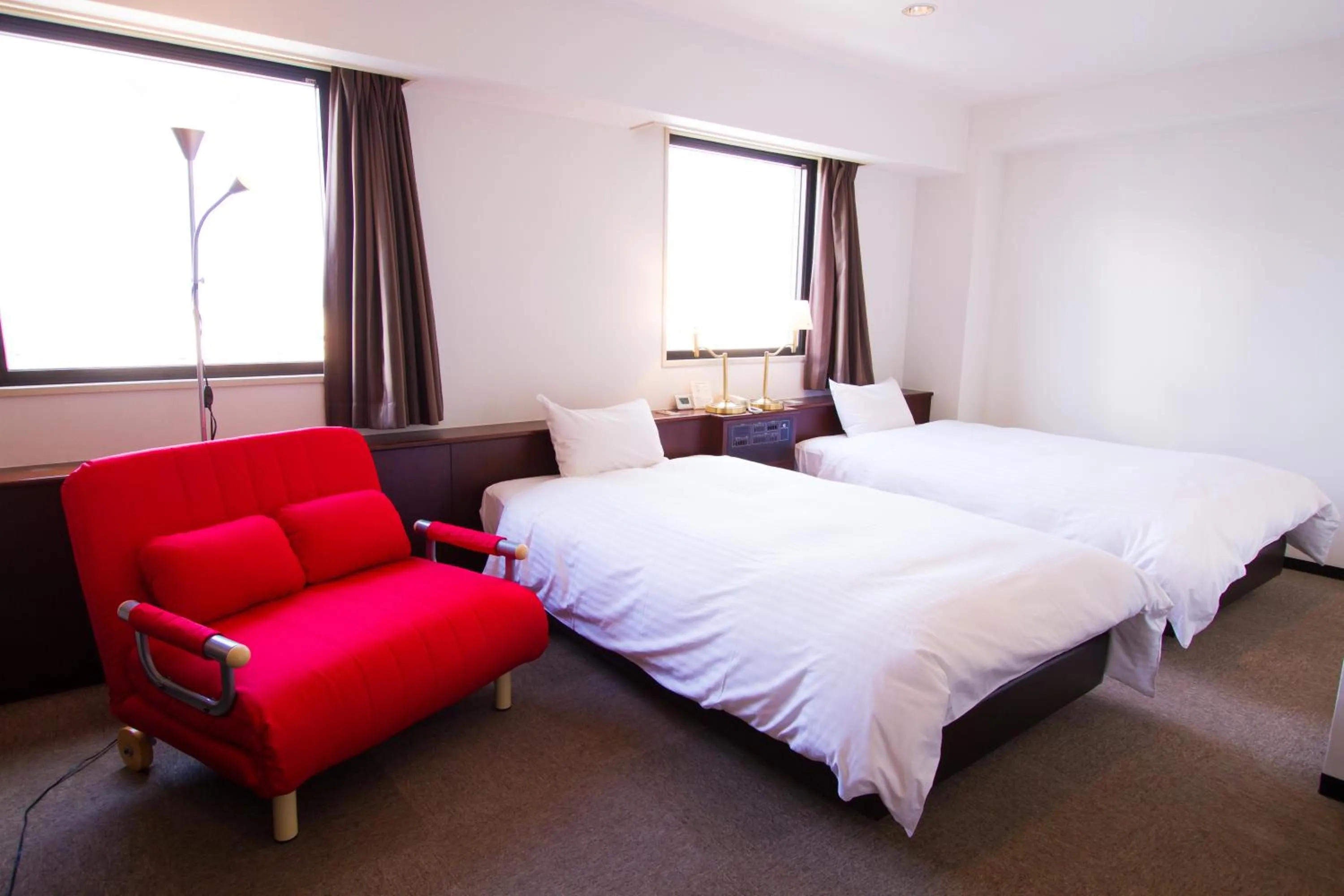 Photo of the whole room, Bed in Green Rich Hotel Oita Miyakomachi