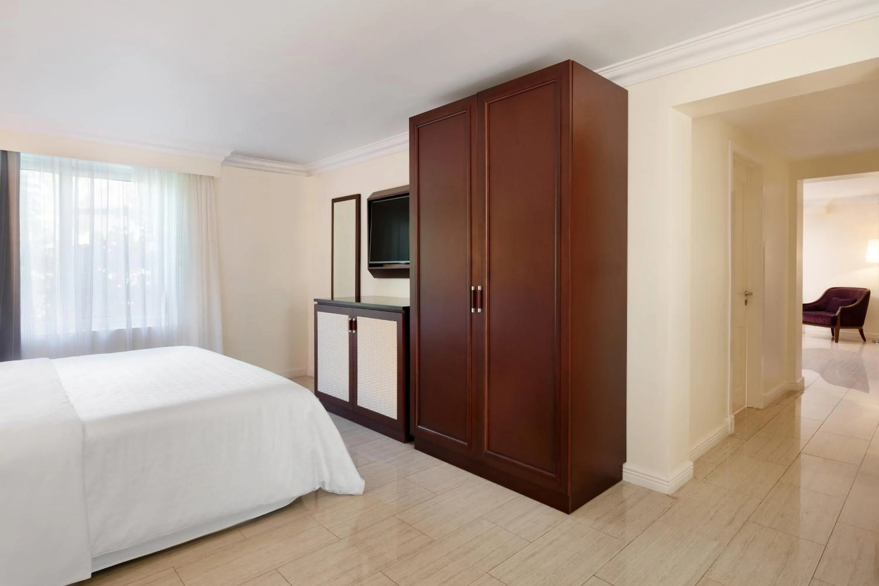 Photo of the whole room, Bed in Sheraton Samoa Aggie Grey's Hotel & Bungalows