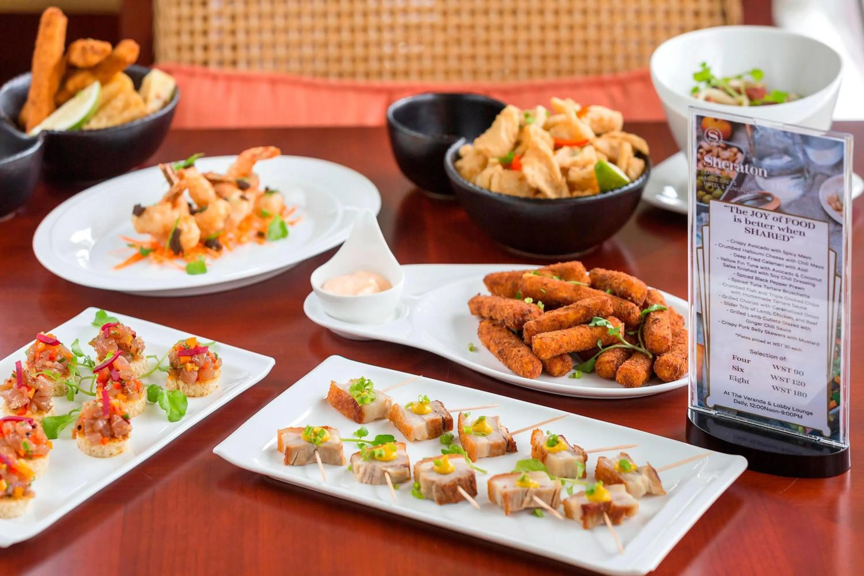 Restaurant/places to eat in Sheraton Samoa Aggie Grey's Hotel & Bungalows