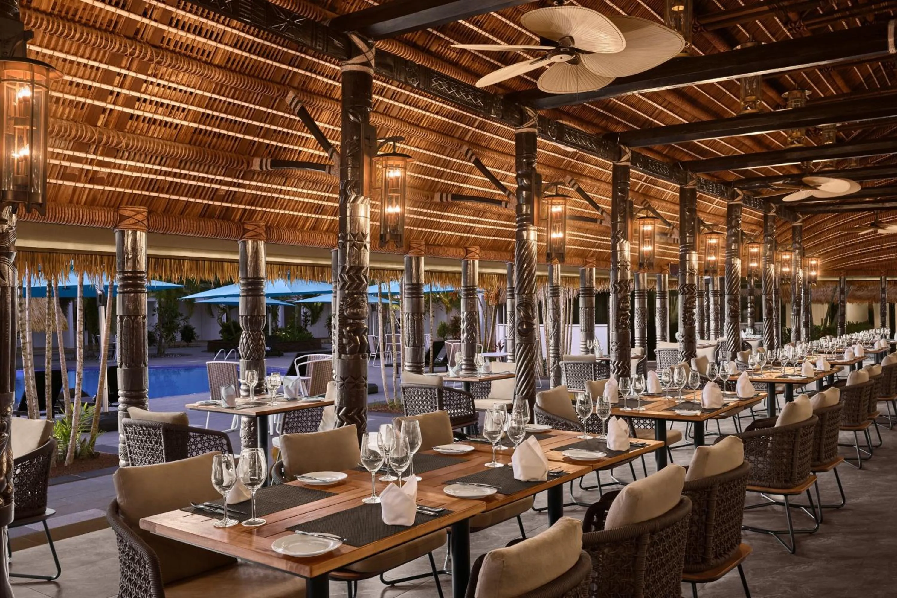 Restaurant/places to eat in Sheraton Samoa Aggie Grey's Hotel & Bungalows