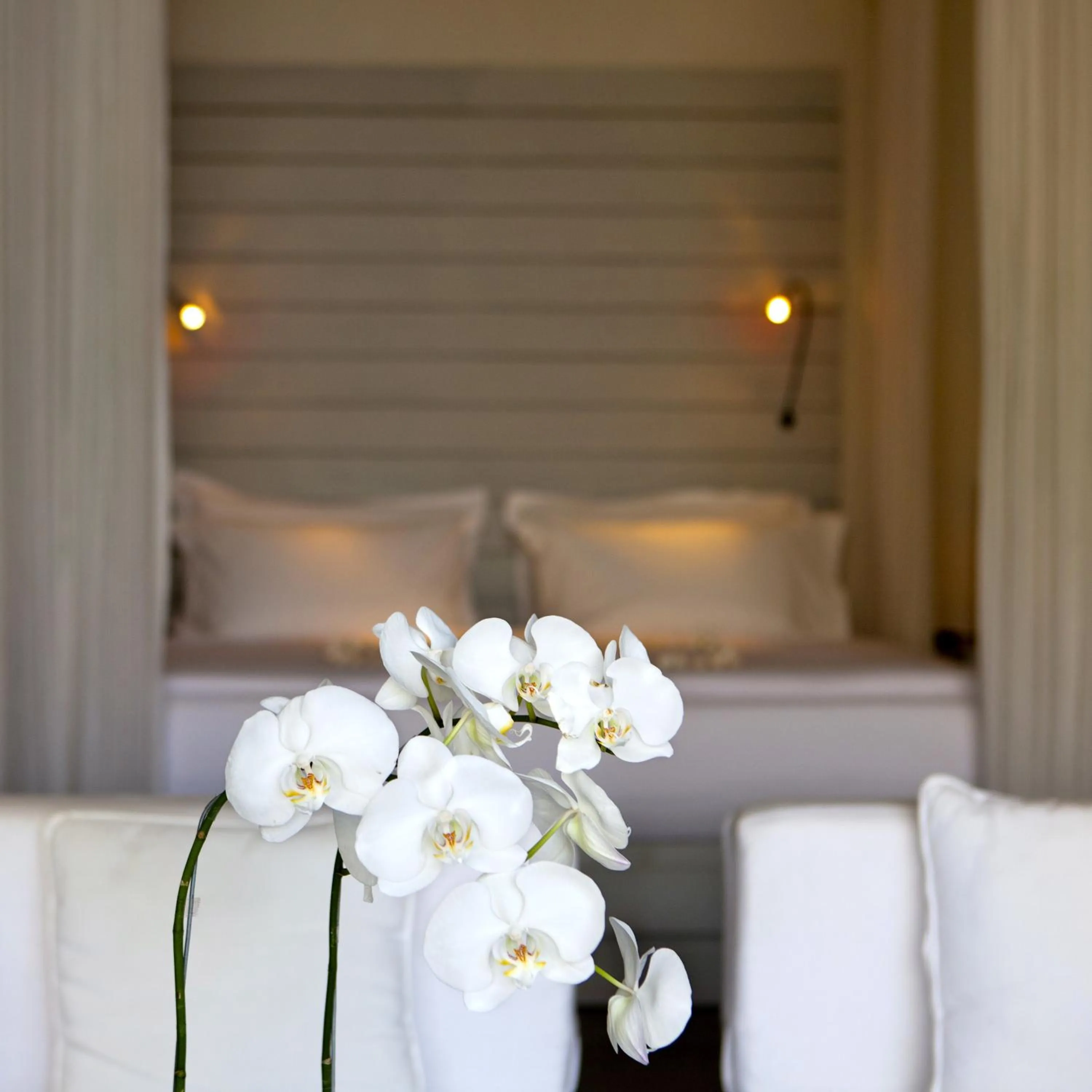 Bed in 5-Star Boutique Hotel The Lombok Lodge