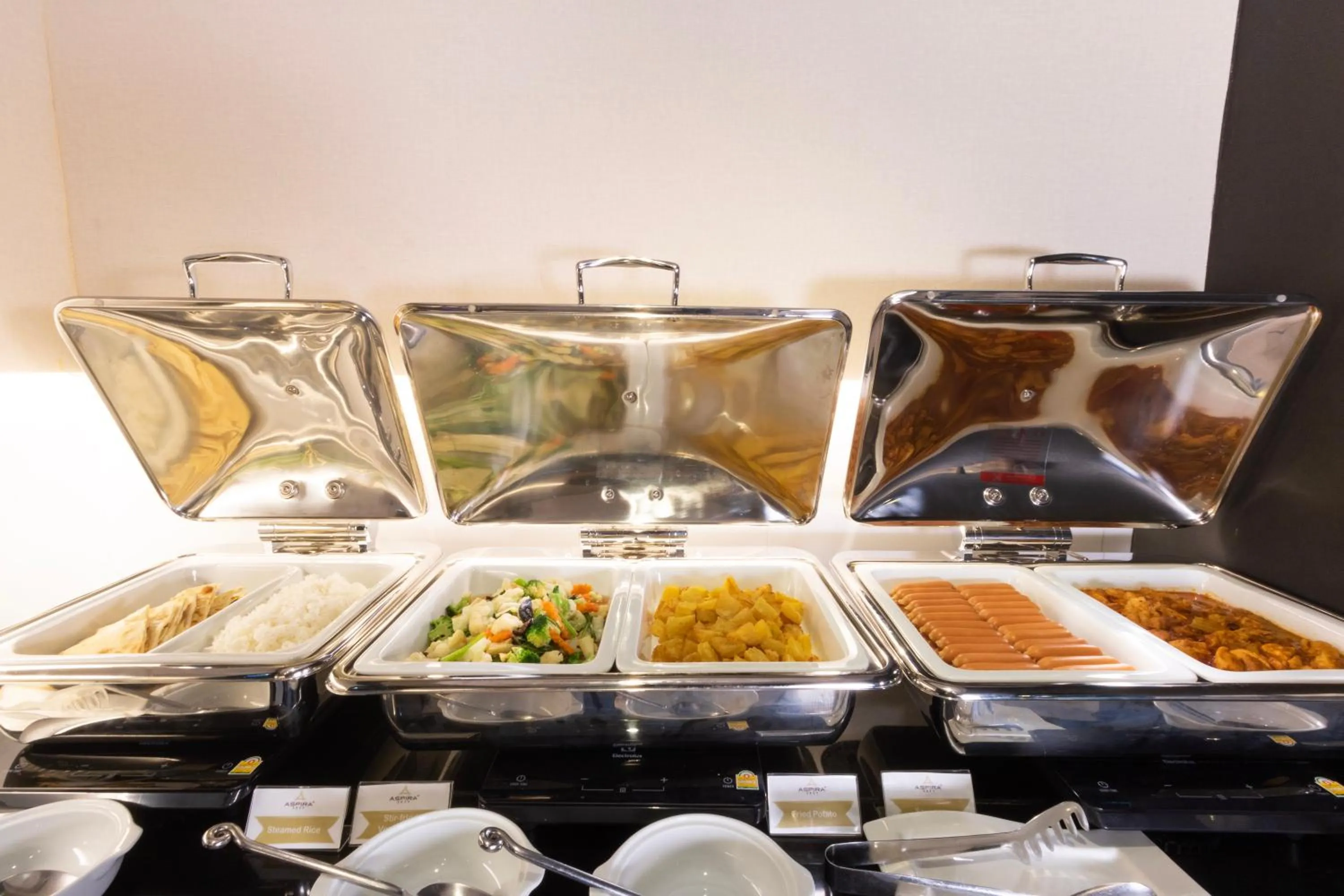 Food and drinks in Aspira Skyy Sukhumvit 1