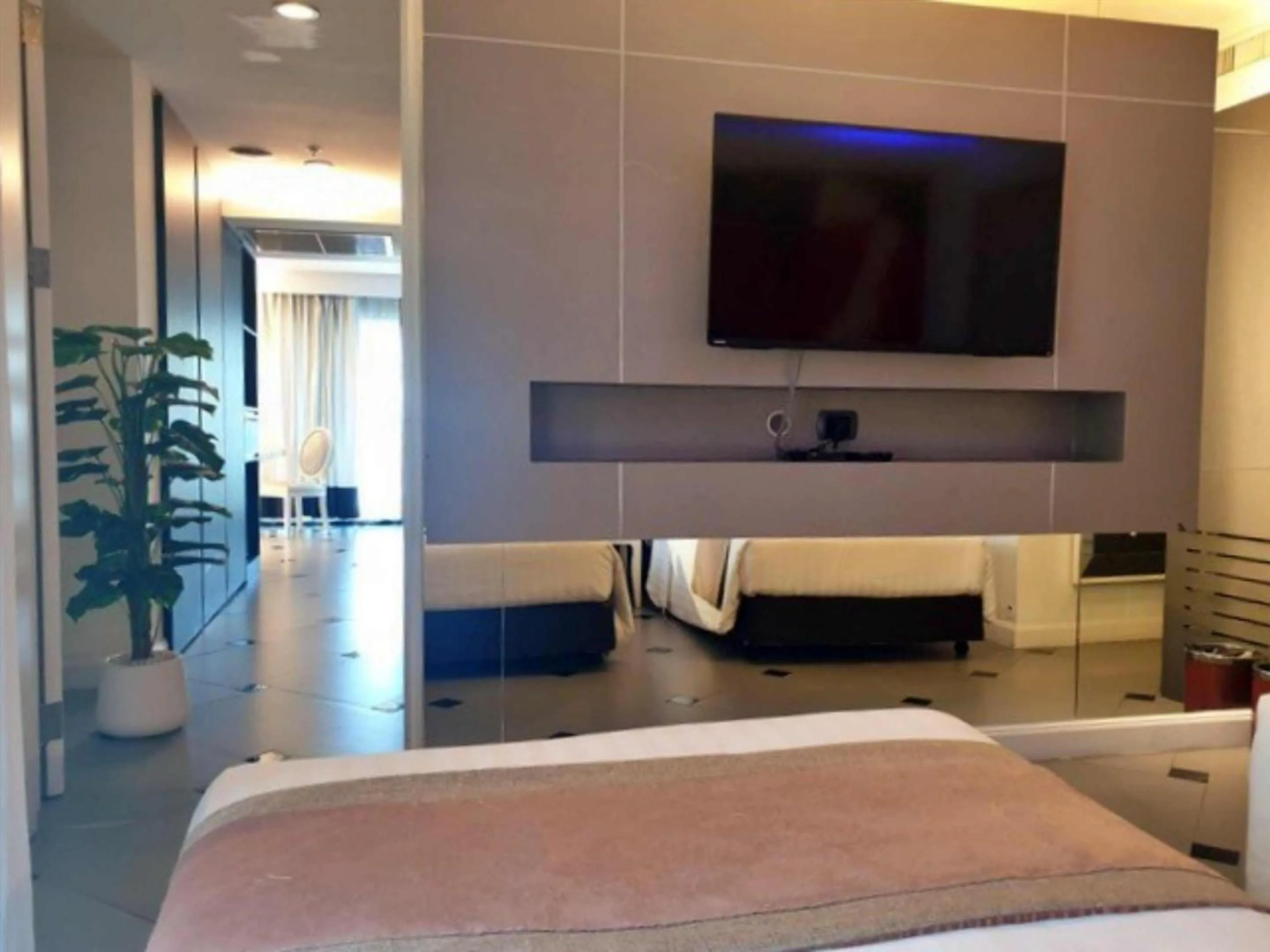 Bedroom, Bed in Aspira Skyy Sukhumvit 1