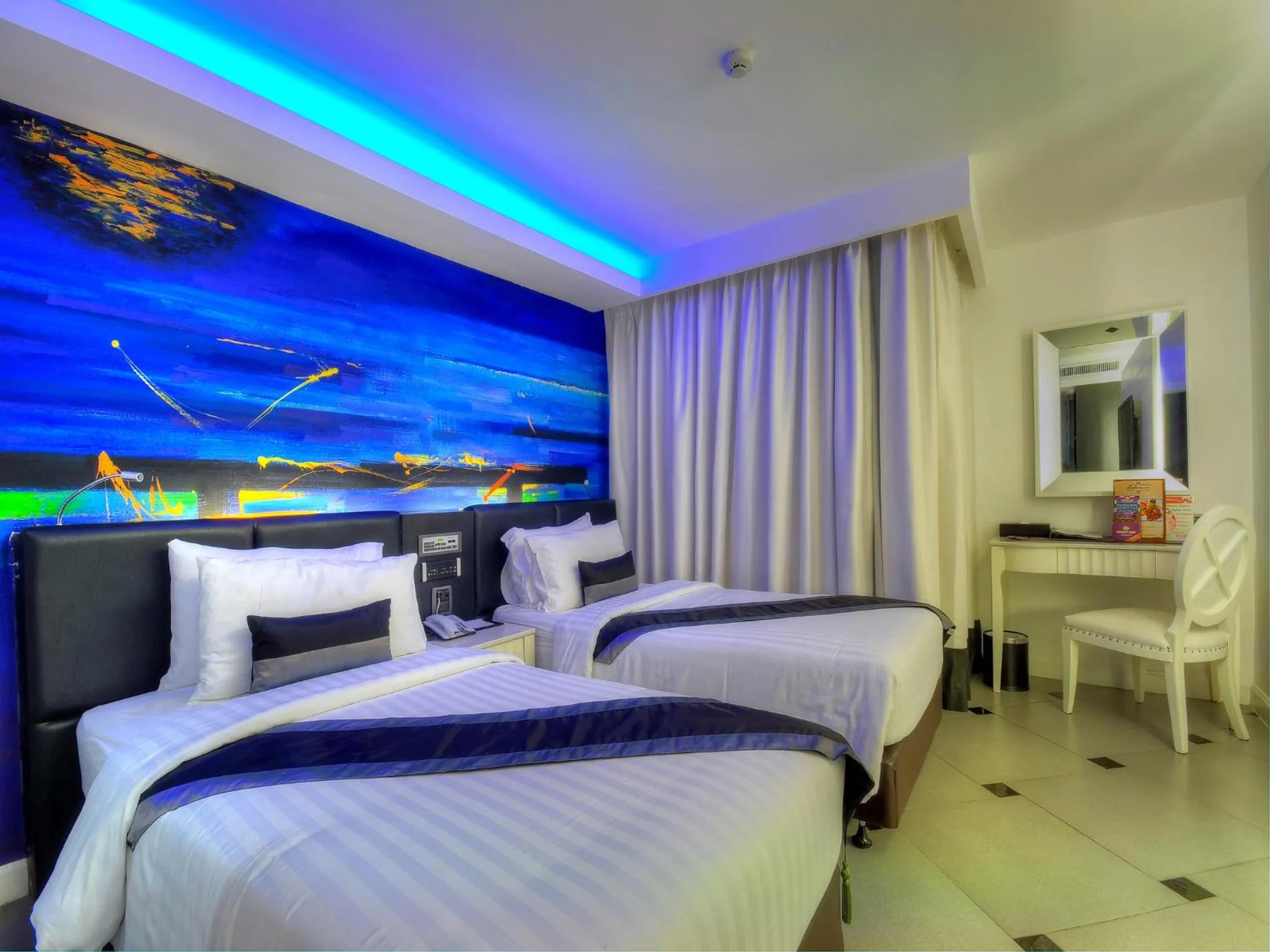 Photo of the whole room, Bed in Aspira Skyy Sukhumvit 1