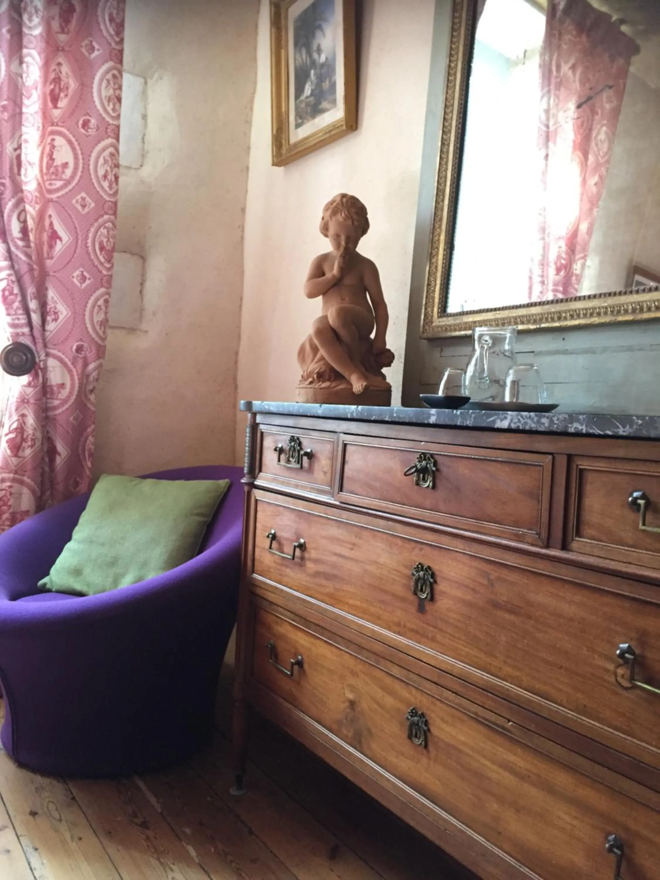 Decorative detail in Chambres d'hôtes La Borderie du Gô près de La Rochelle - Nieul