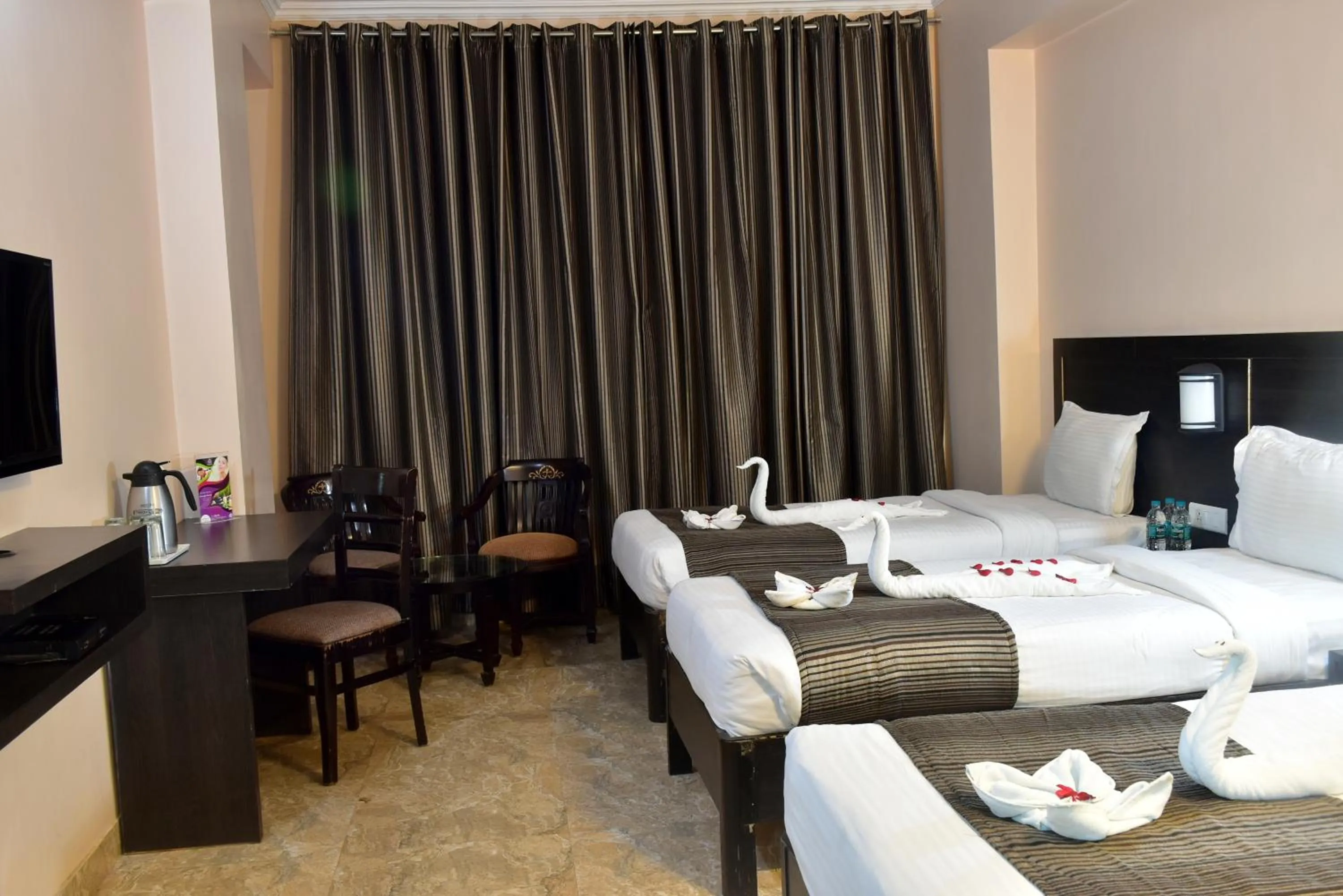 Bed in Hotel City Inn