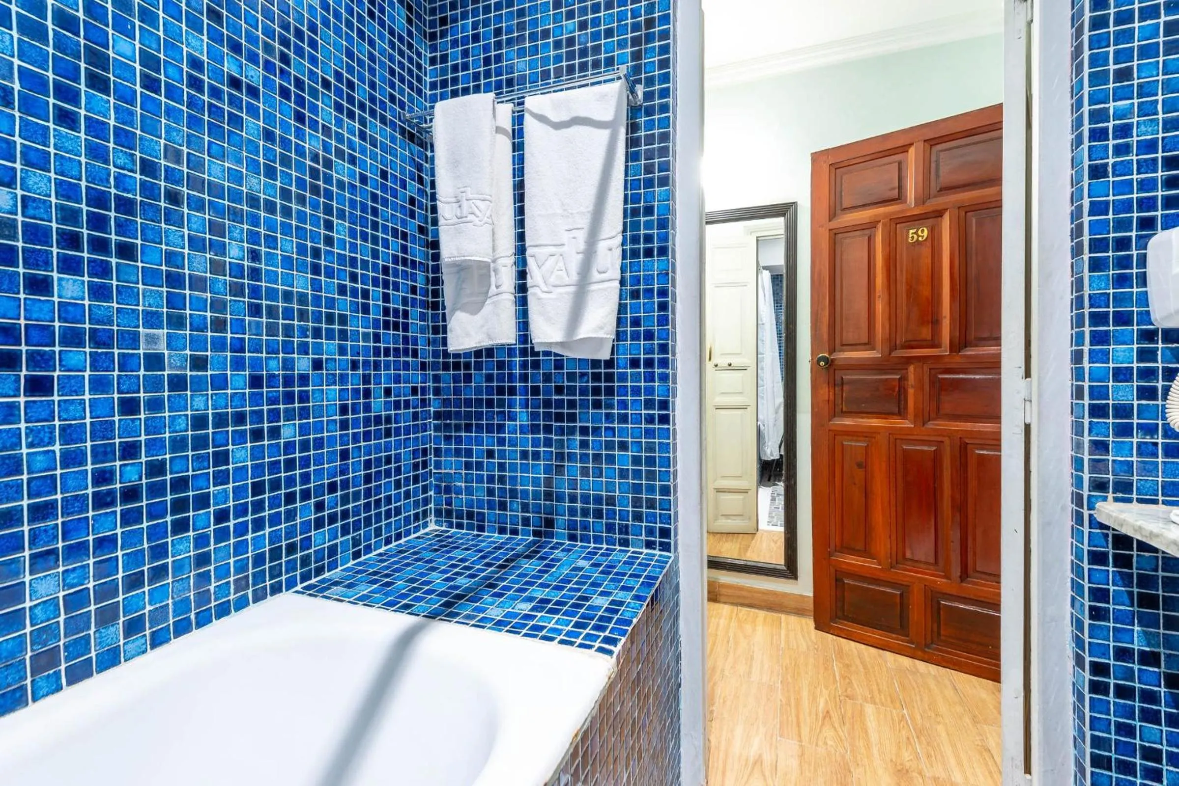 Shower, Bed in Hotel Oudaya & Spa