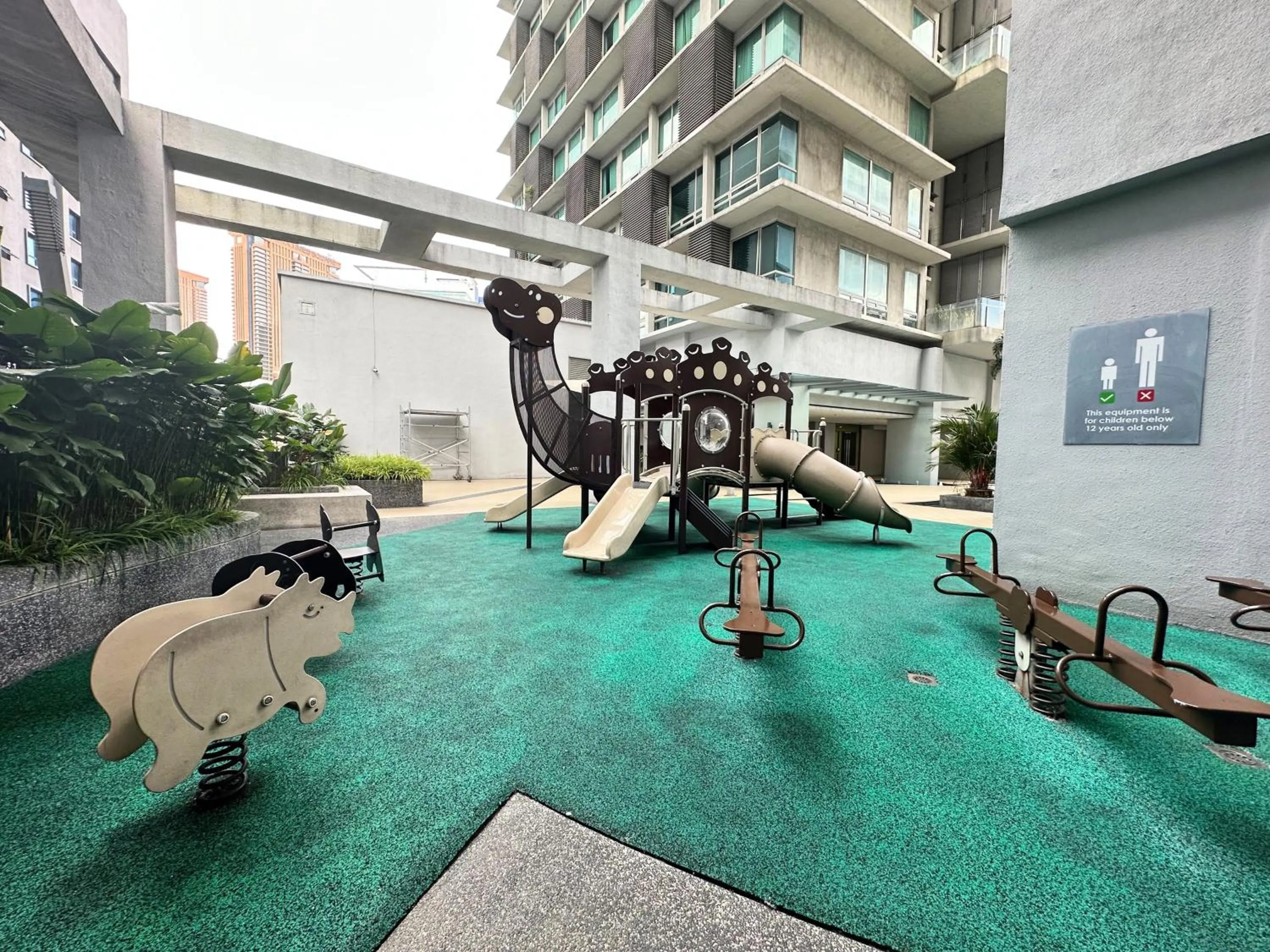 Children play ground in Urban Suites @ Swiss Garden Residence