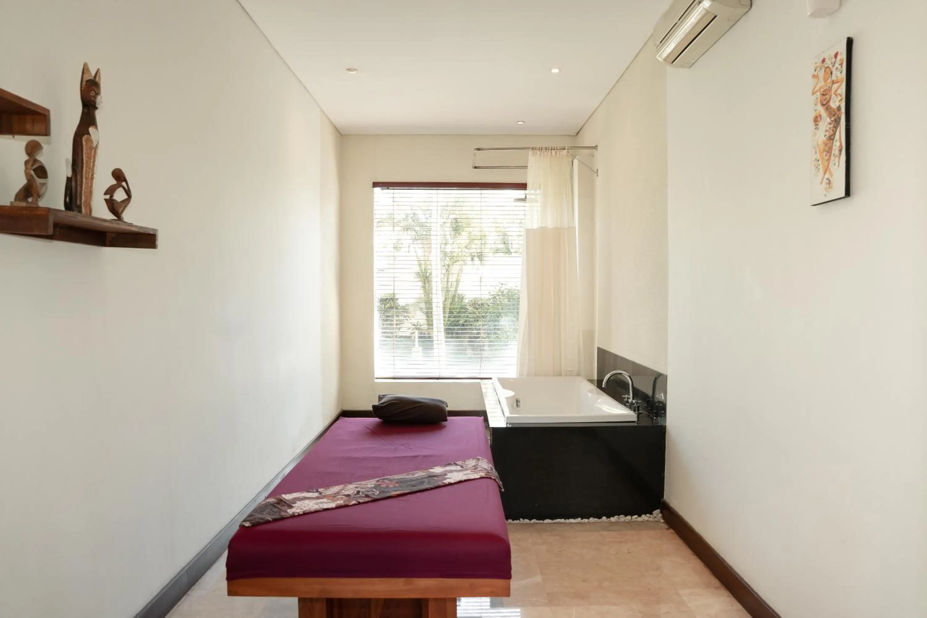 Spa and wellness centre/facilities, Bed in Mahagiri Villas & Spa Dreamland