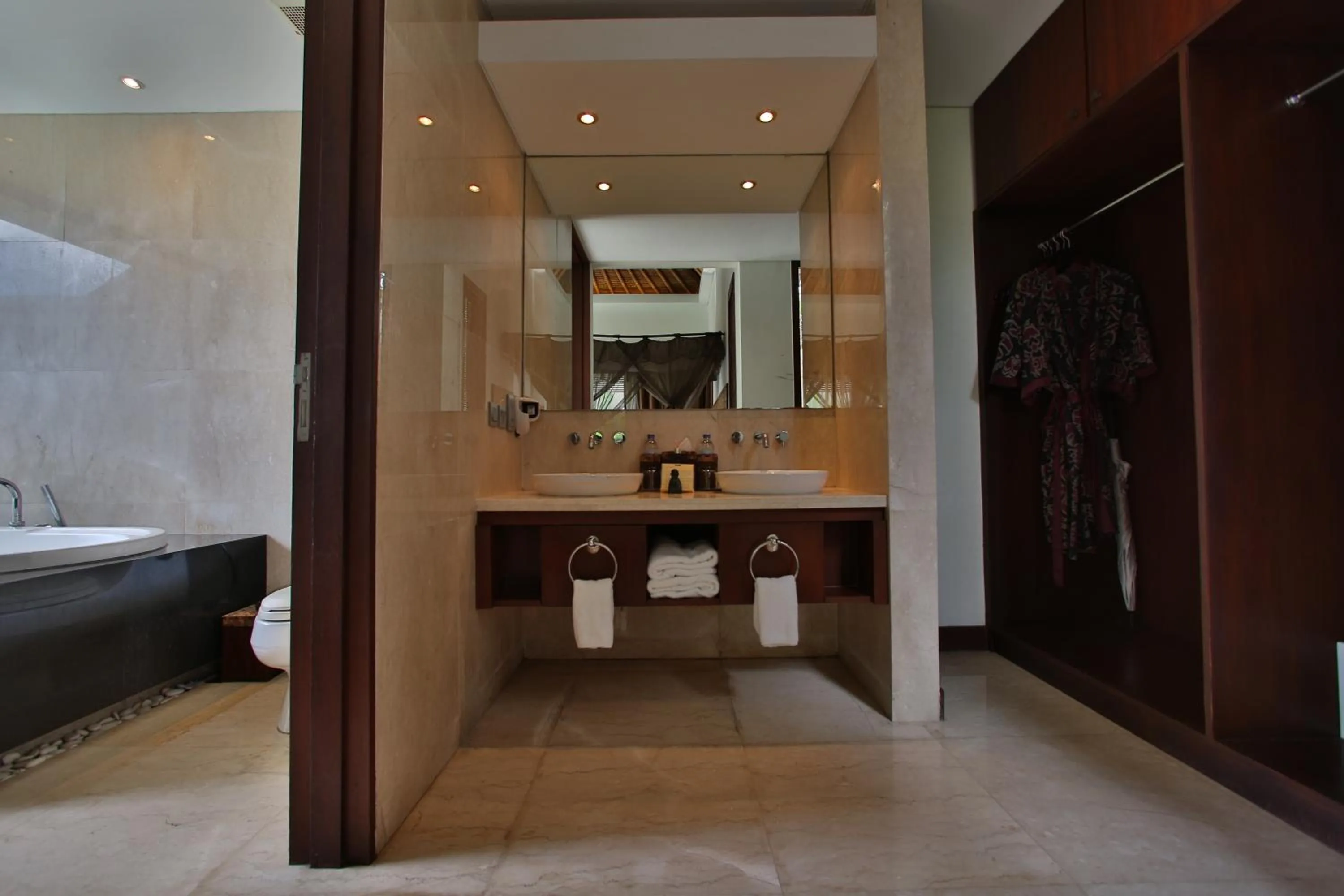 Bathroom in Mahagiri Villas & Spa Dreamland