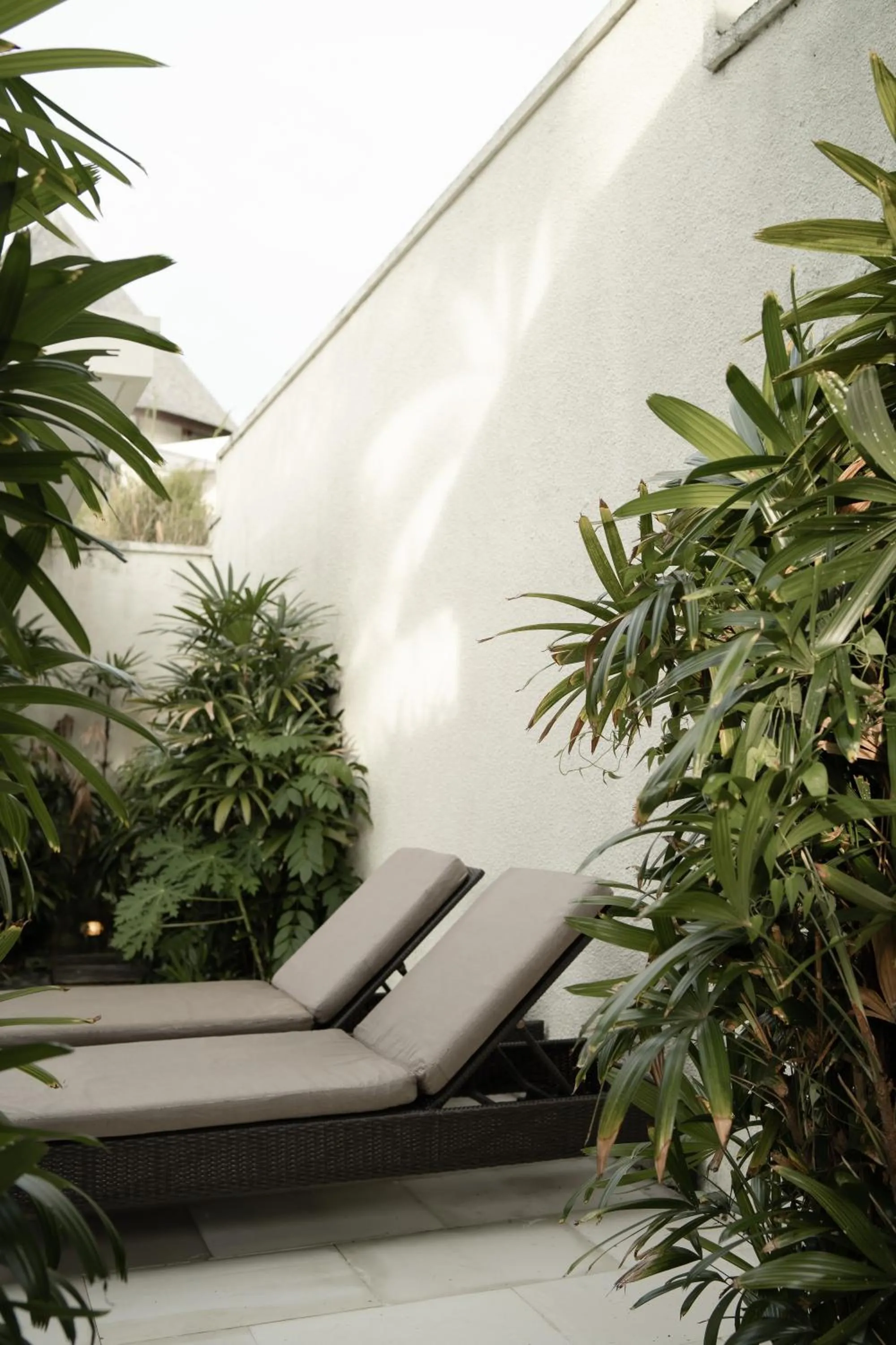 Garden in Mahagiri Villas & Spa Dreamland