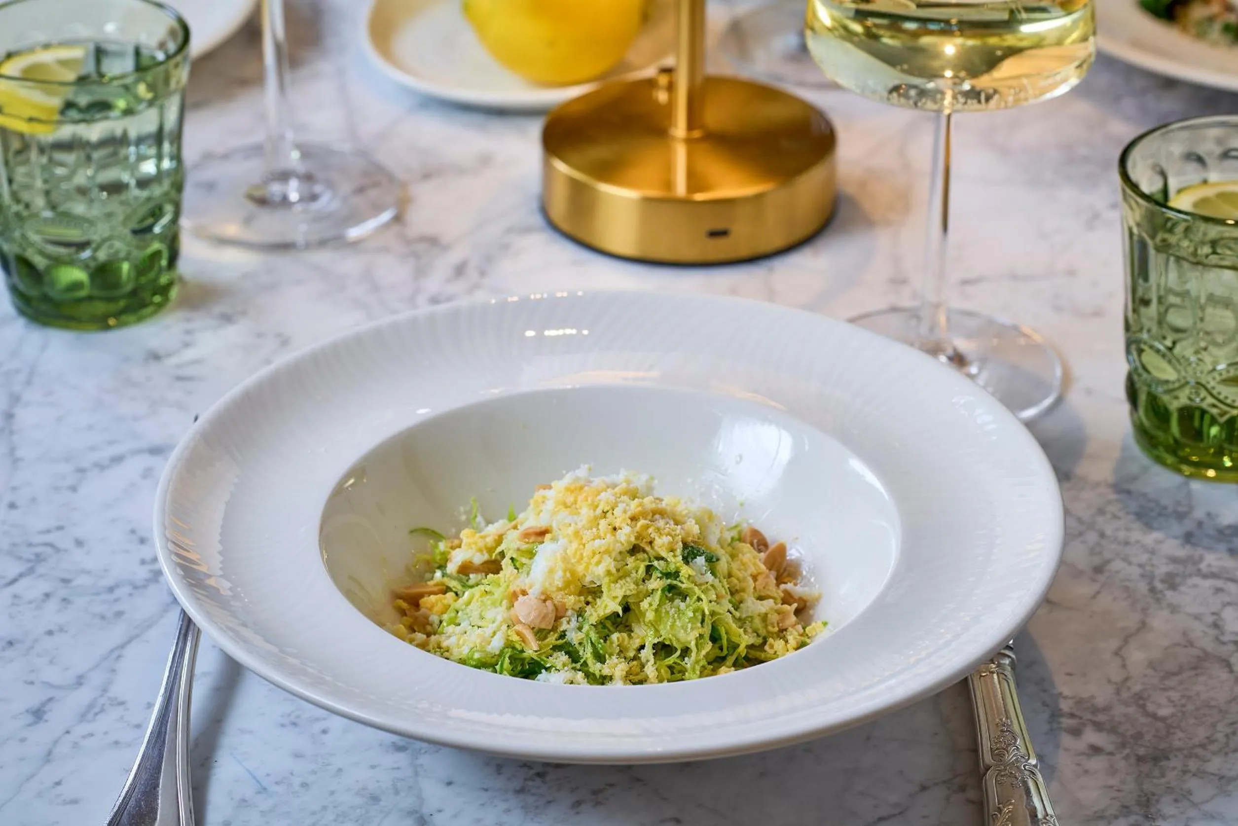 Restaurant/places to eat in Royal Lancaster London