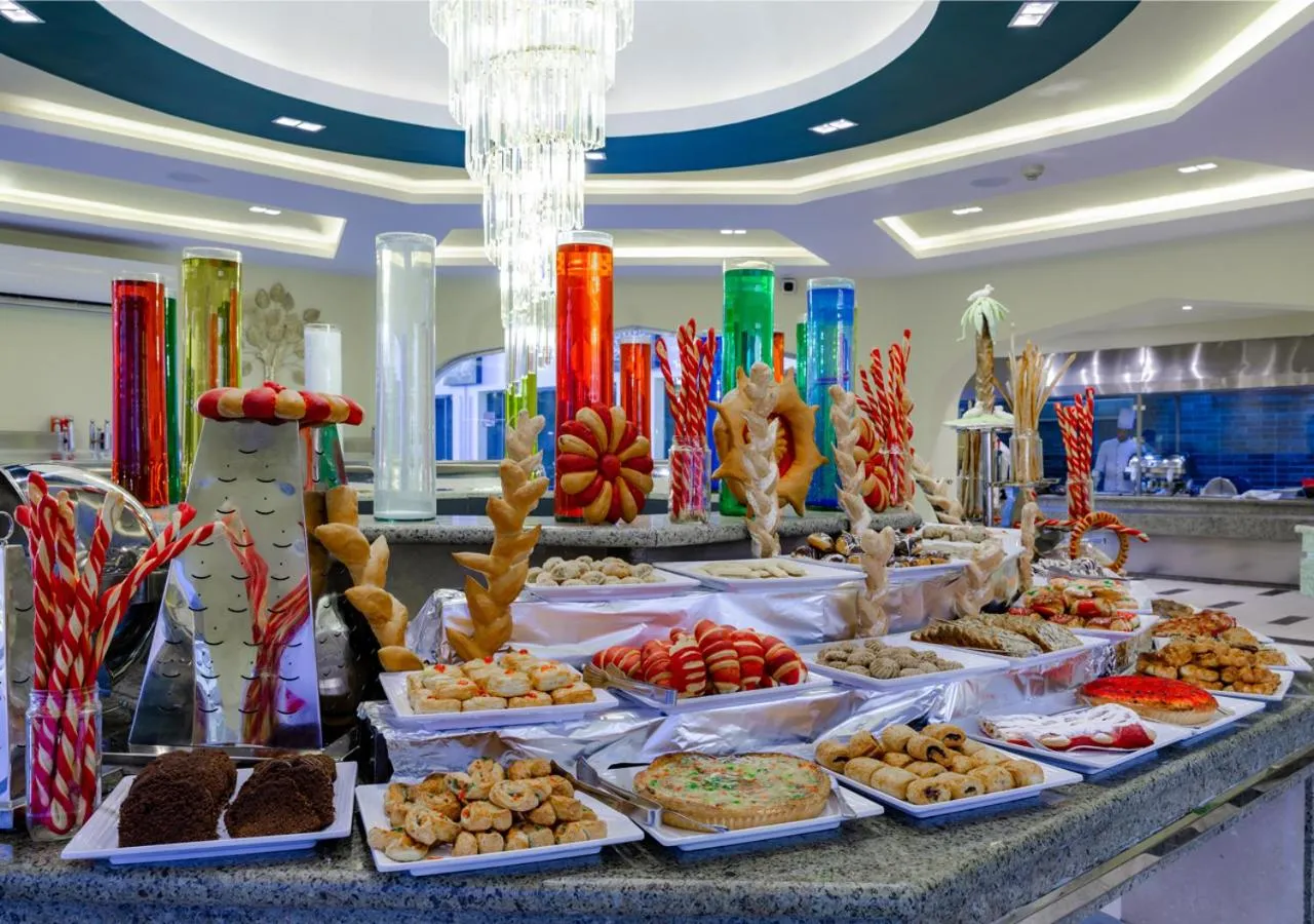 Restaurant/places to eat in MinaMark Beach Resort for Families and Couples Only