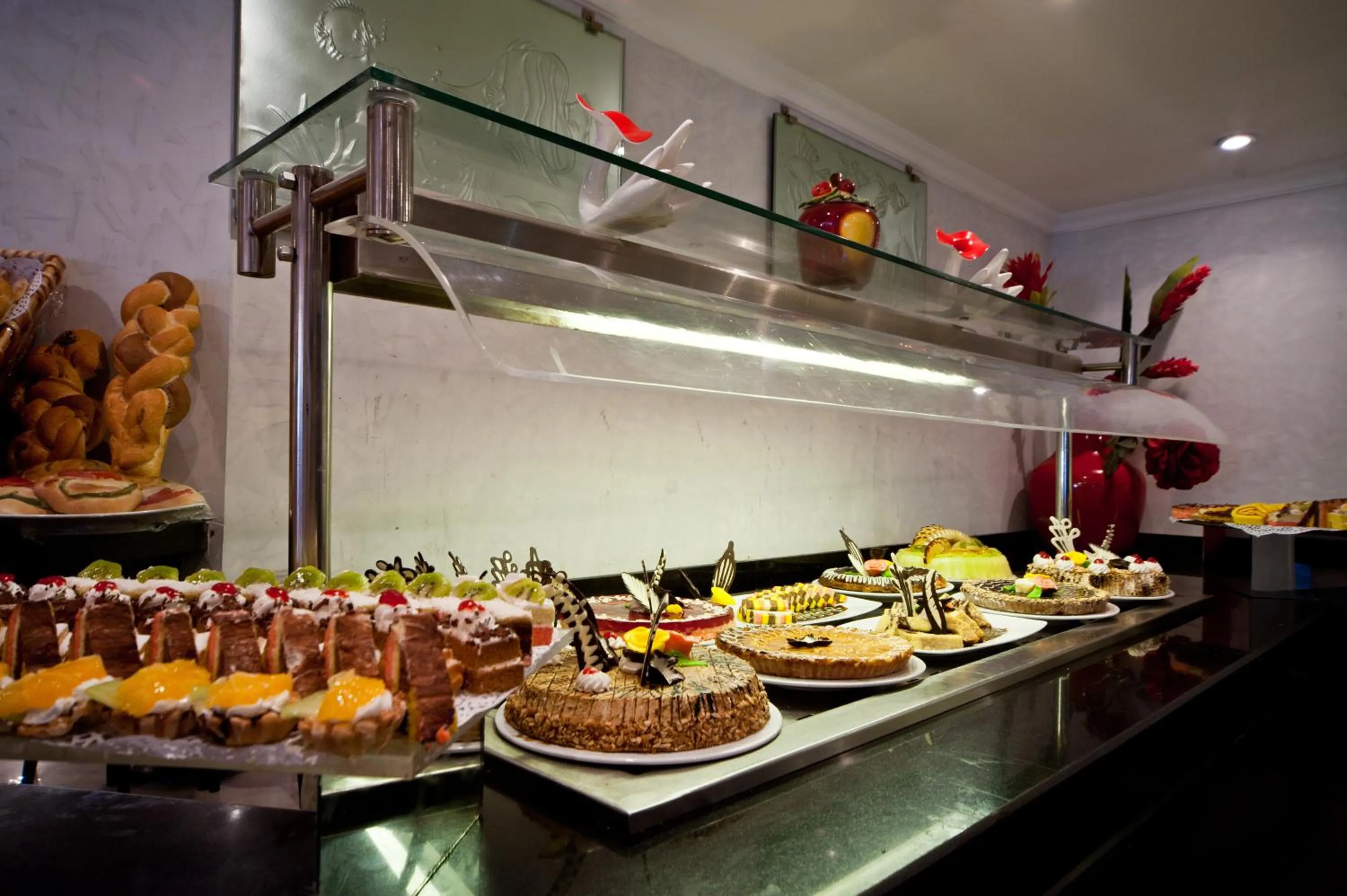 Food in MinaMark Beach Resort for Families and Couples Only