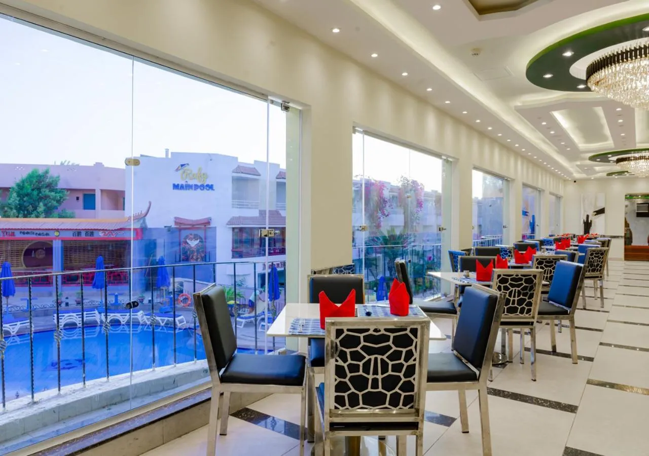 Restaurant/places to eat in MinaMark Beach Resort for Families and Couples Only