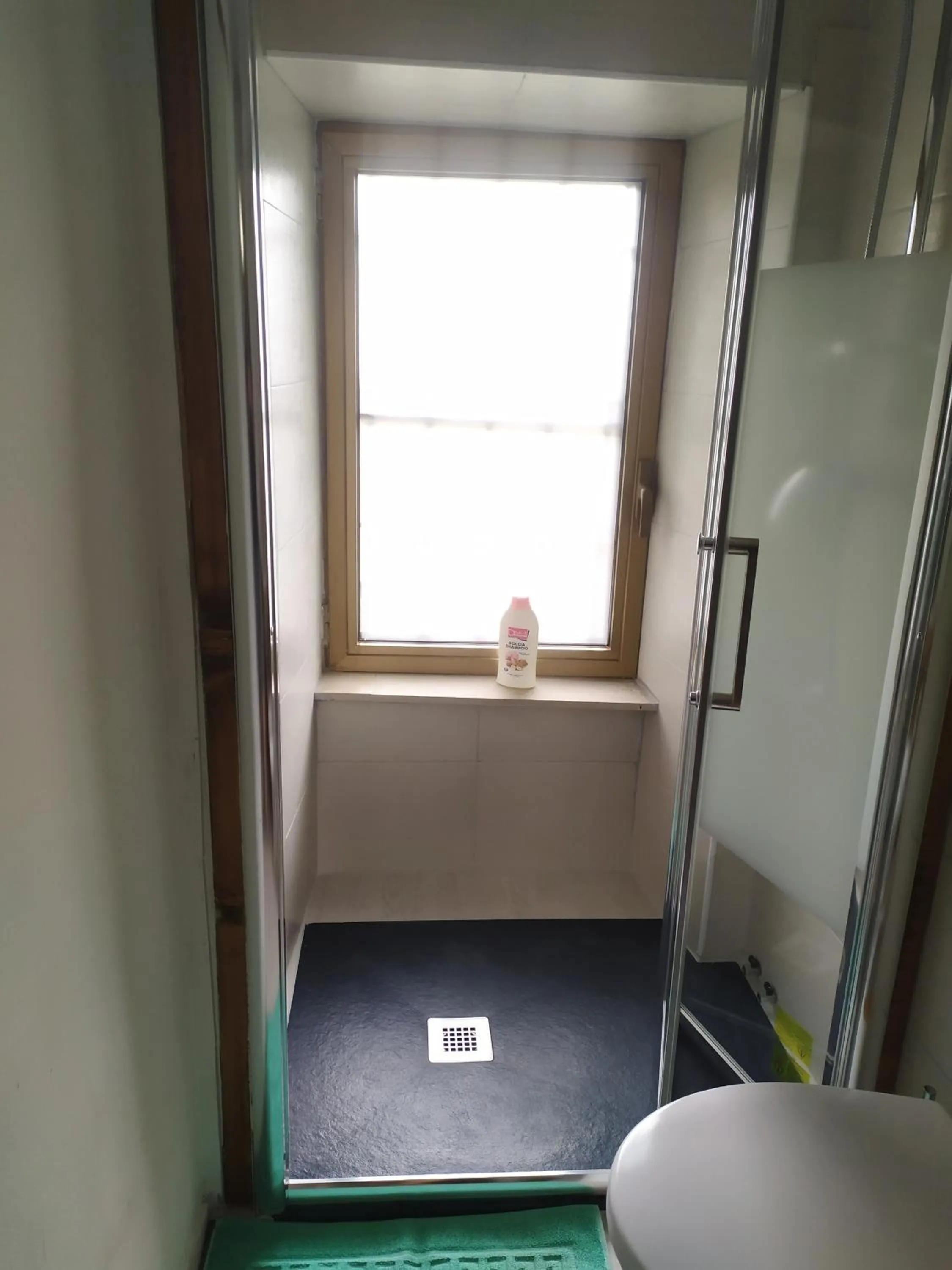 Bathroom in La Ghita