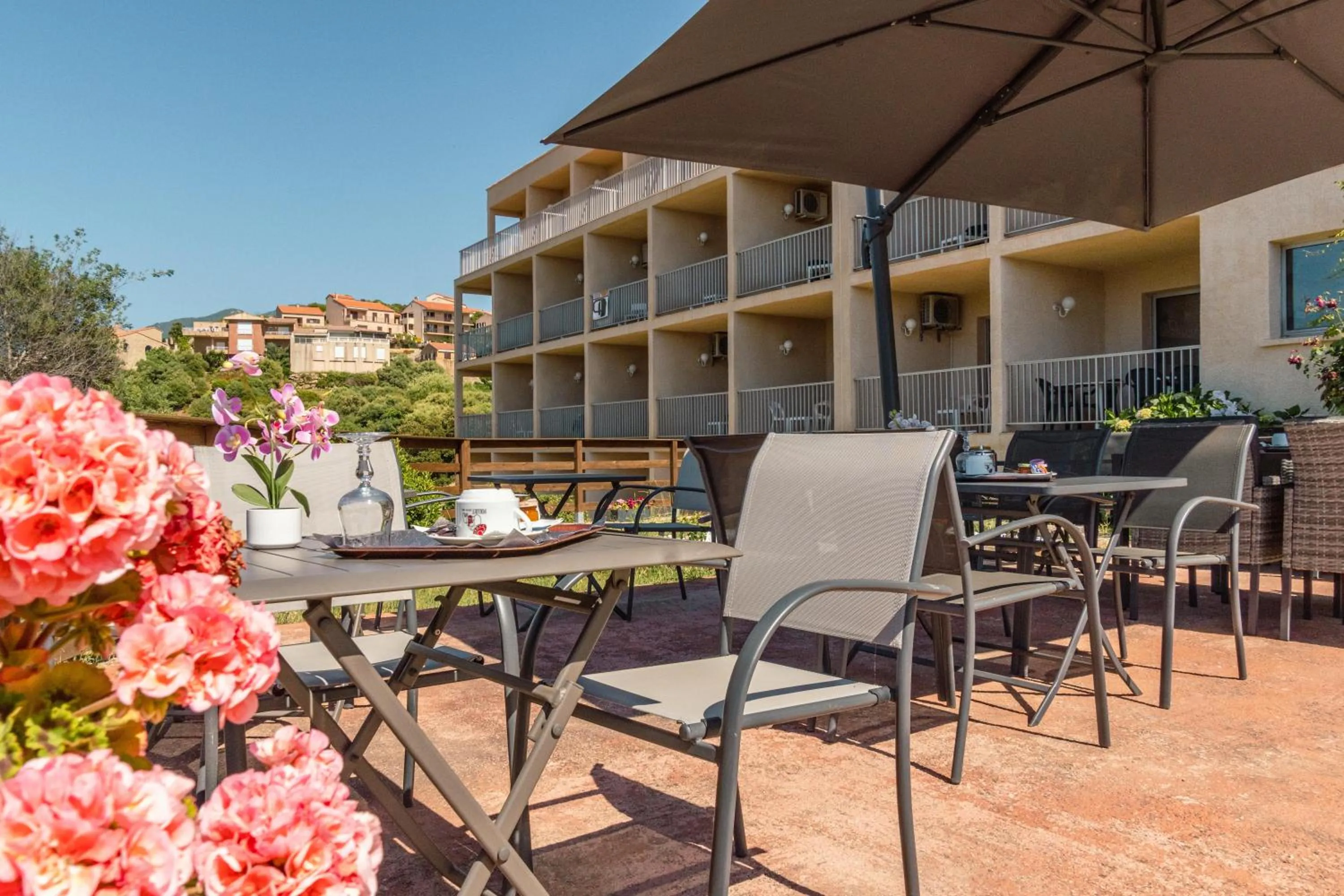 Property building in Hotel Hibiscus