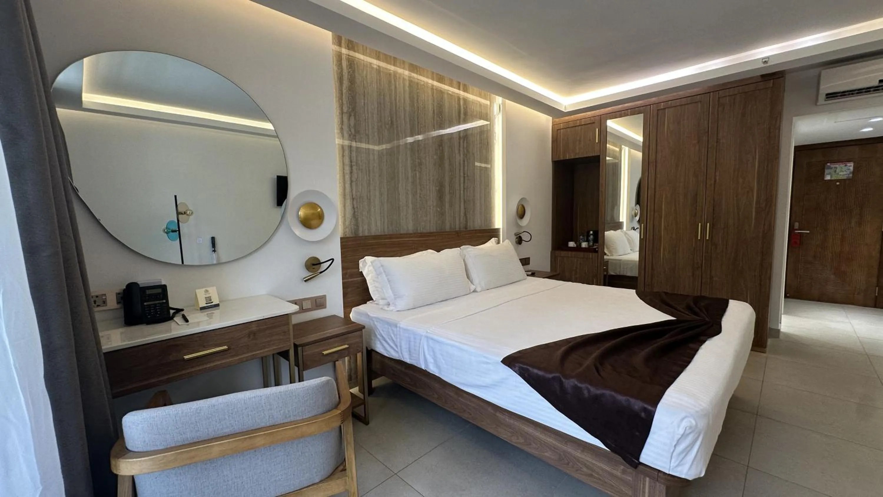 Bed in Coral Strand Smart Choice